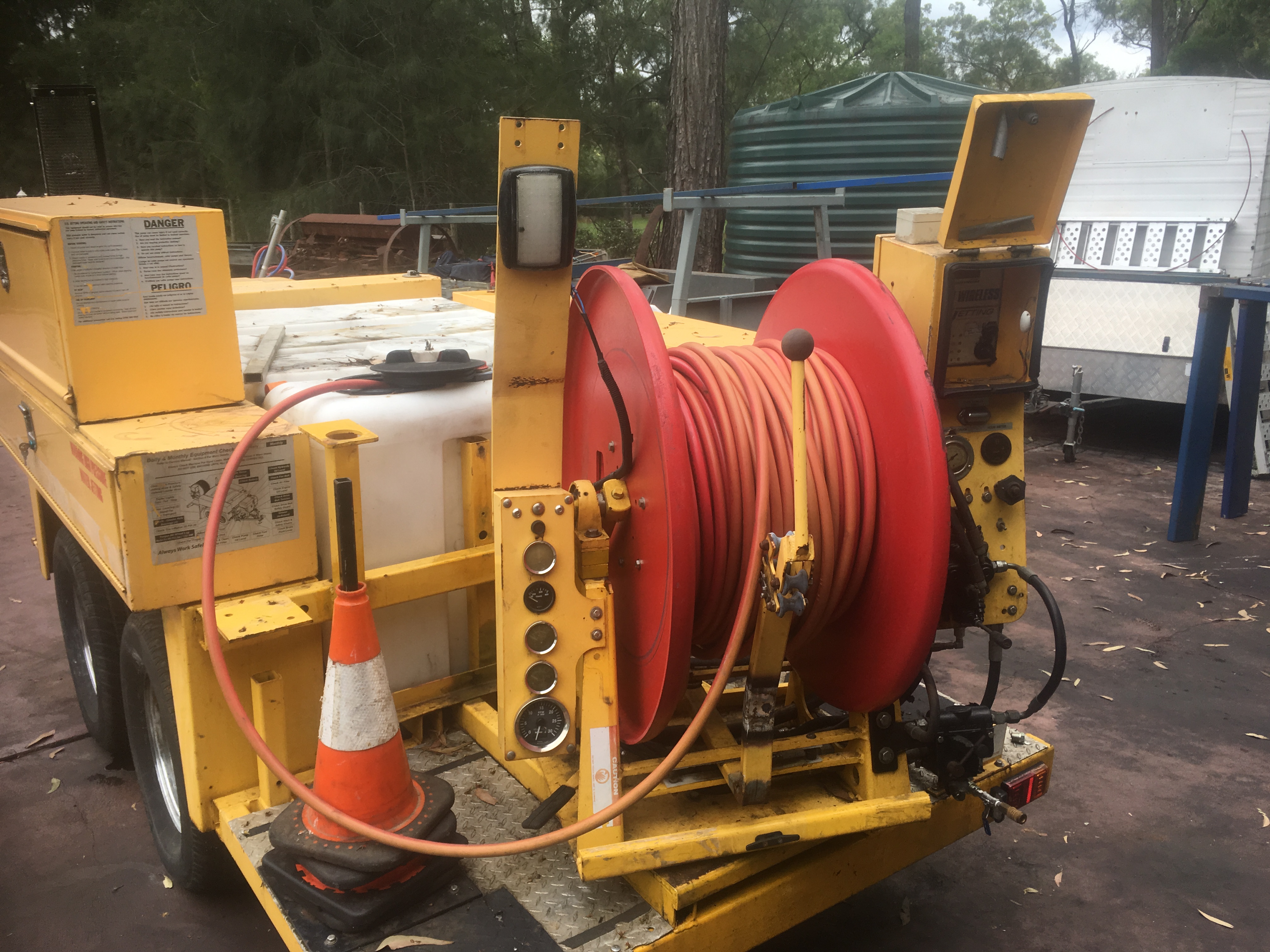 2009 SECA DRAIN CLEANER/JETTER MACHINE