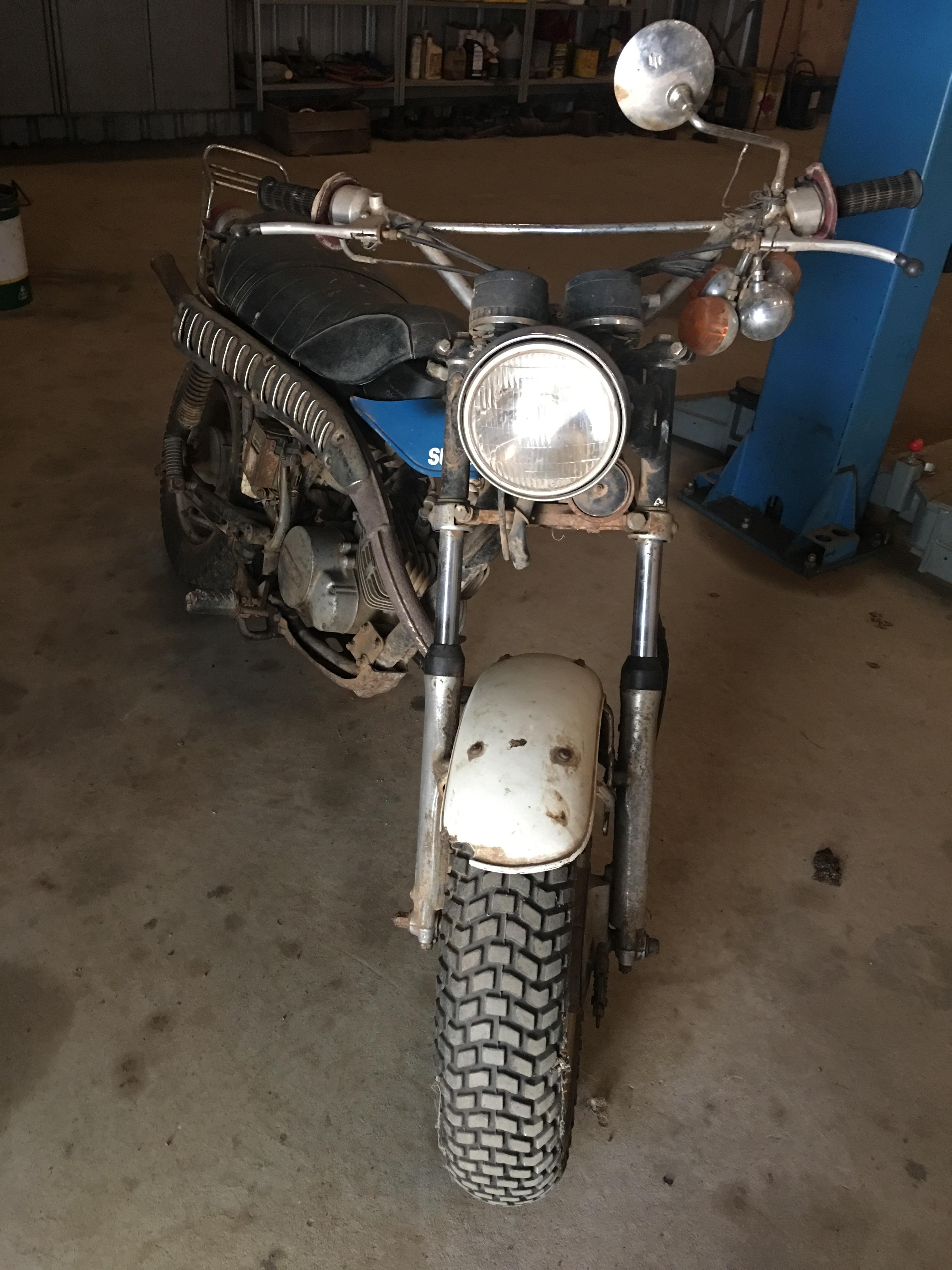 1977 SUZUKI RV125 