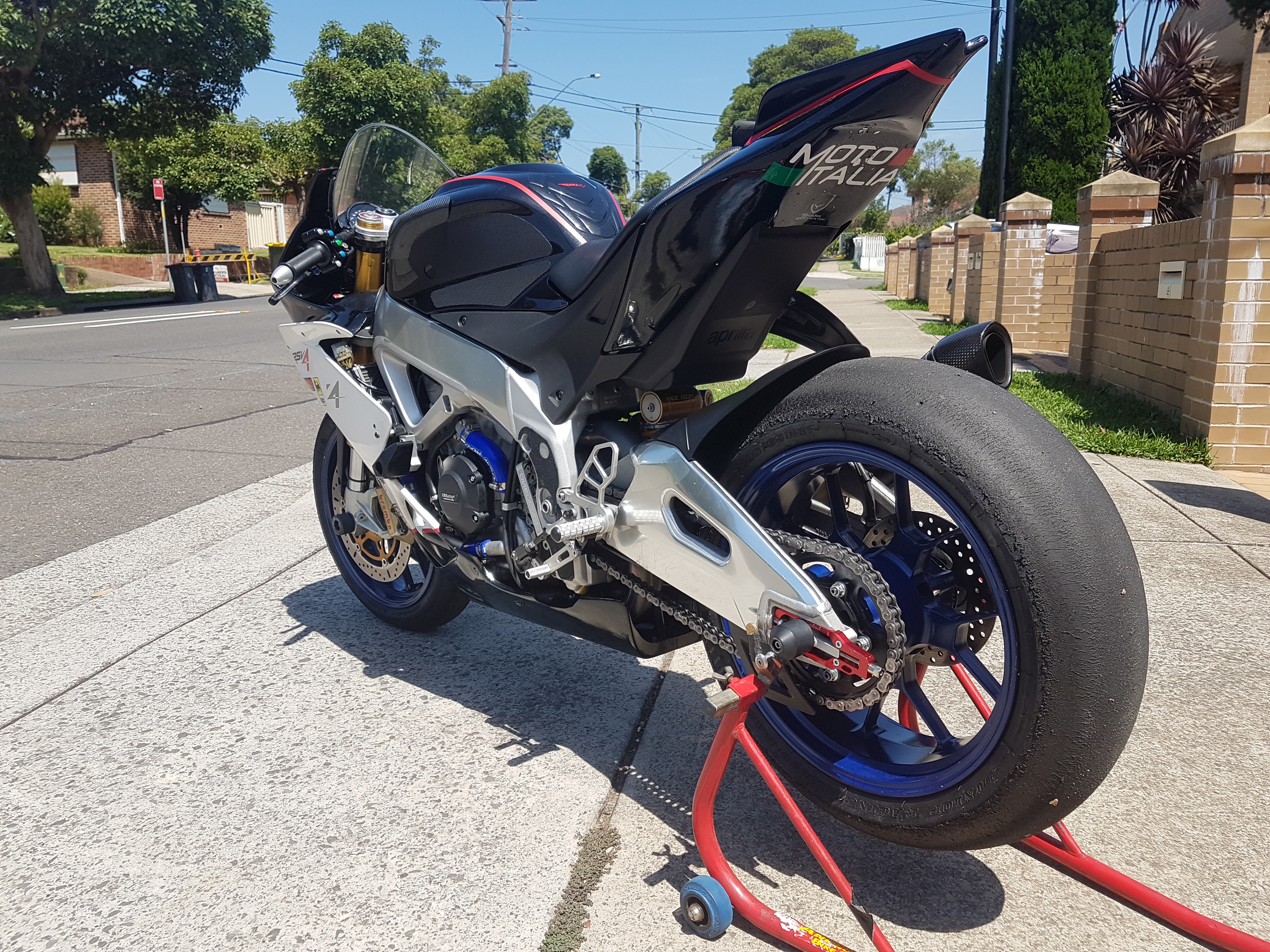 2012 APRILIA TUONO V4 R SPORTS