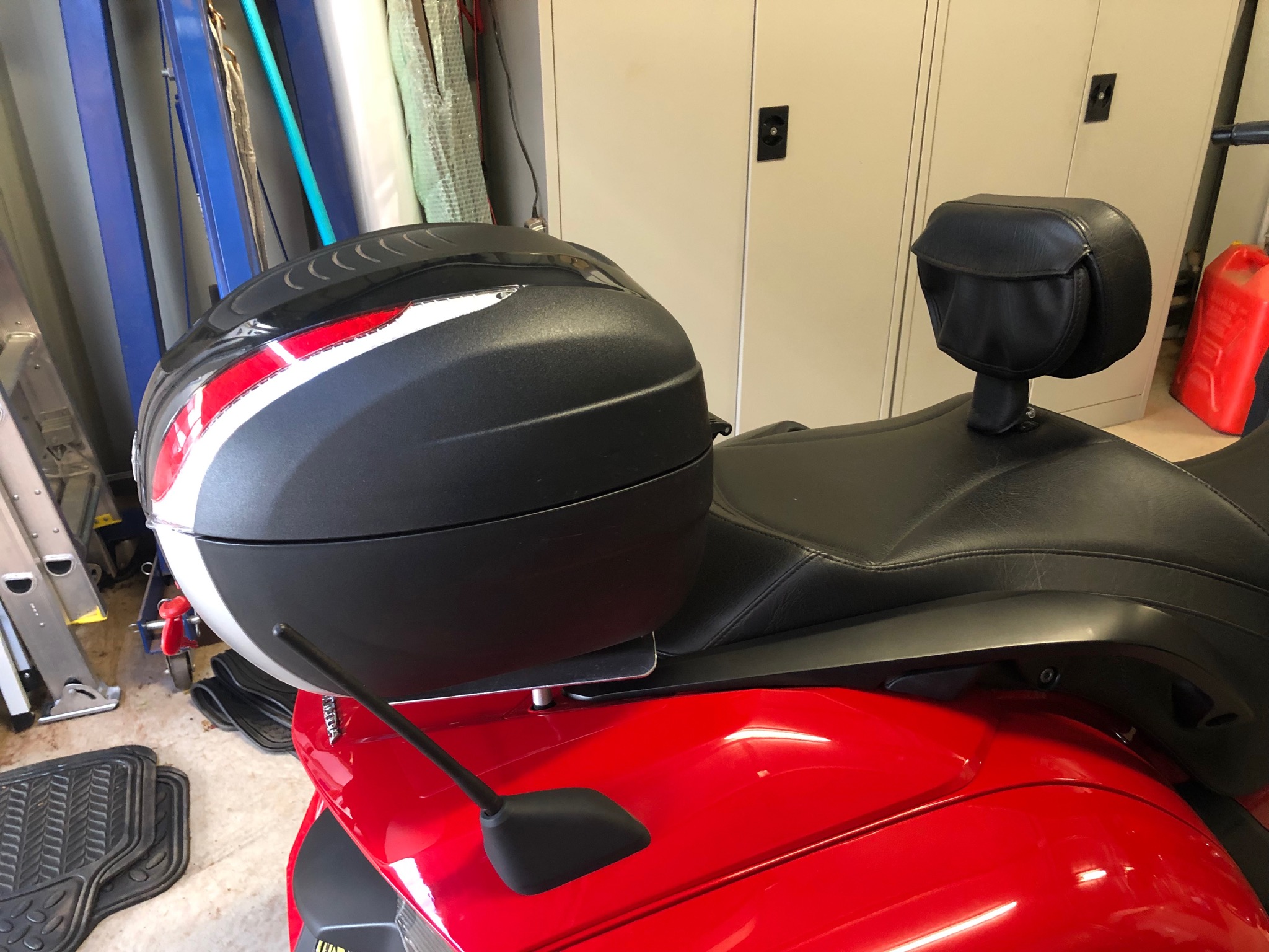 2013 HONDA GOLDWING F6B ROAD