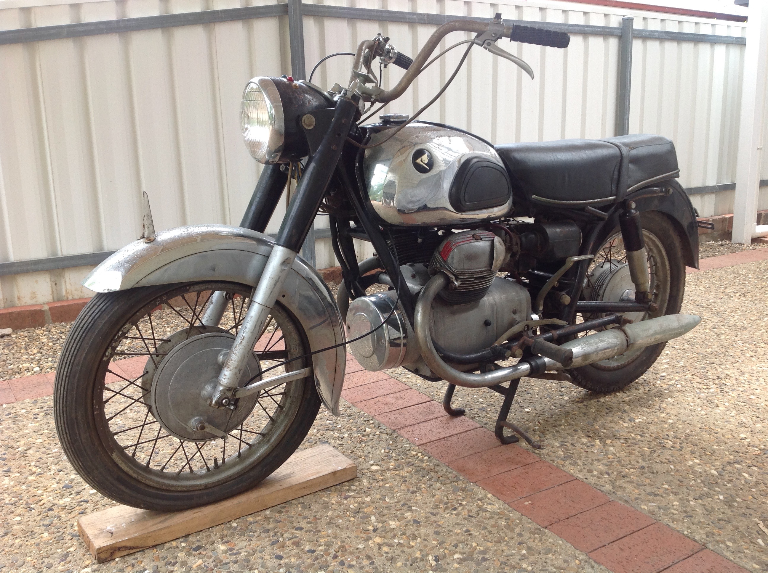 1960 LILAC MARUSHO V-TWIN 250CC