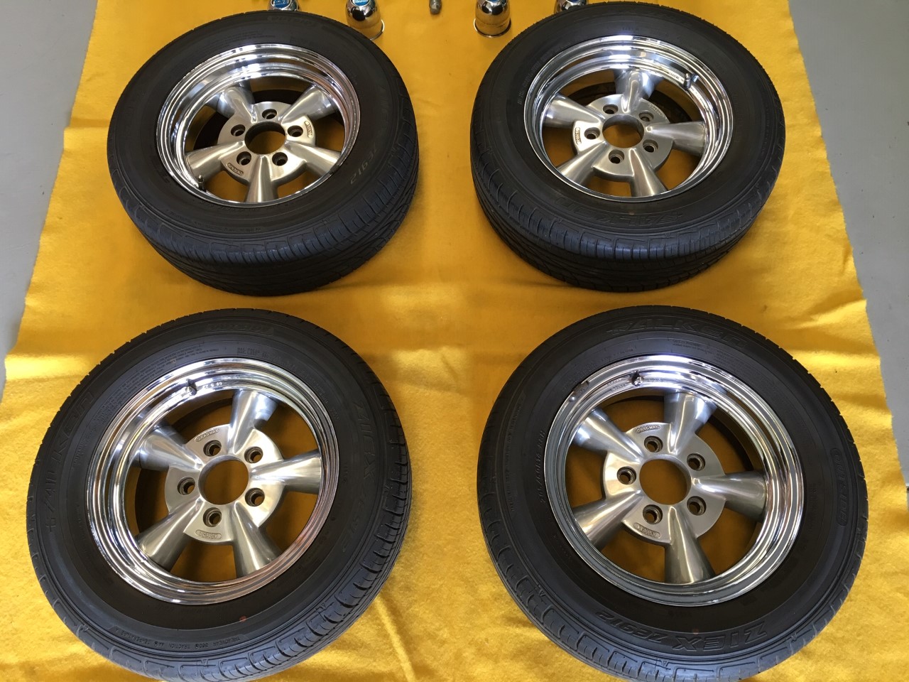 HOLDEN DRAGWAY MAG WHEELS