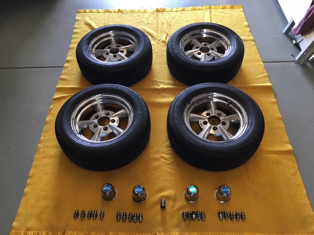 HOLDEN DRAGWAY MAG WHEELS