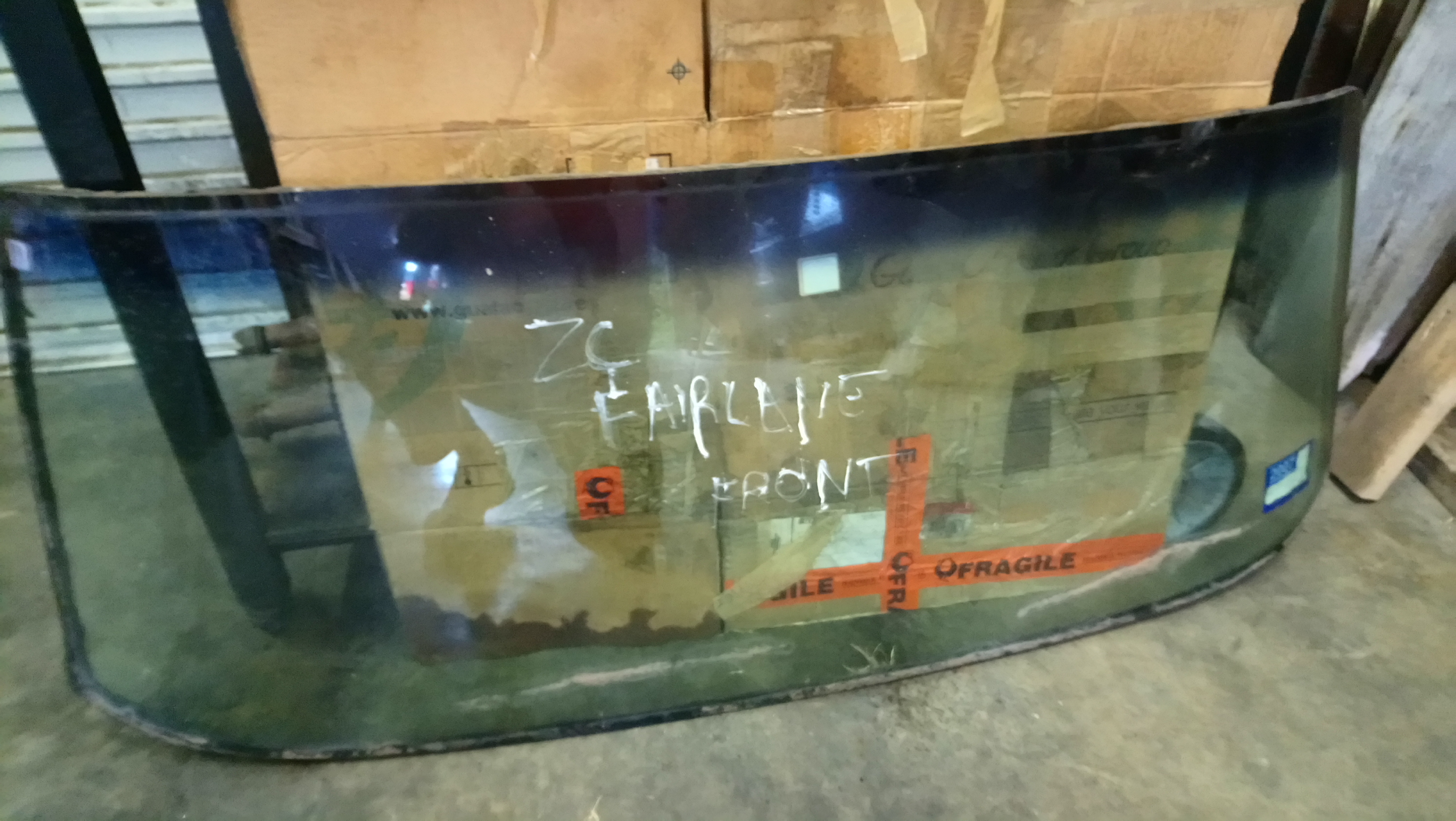 FORD FAIRLANE ZC WINDSCREEN