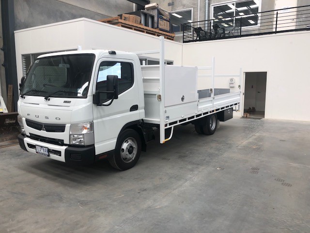 2018 FUSO CANTER 815 