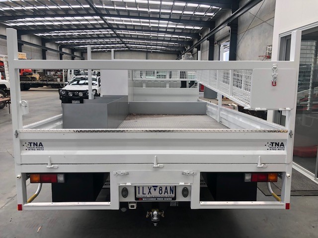 2018 FUSO CANTER 815 
