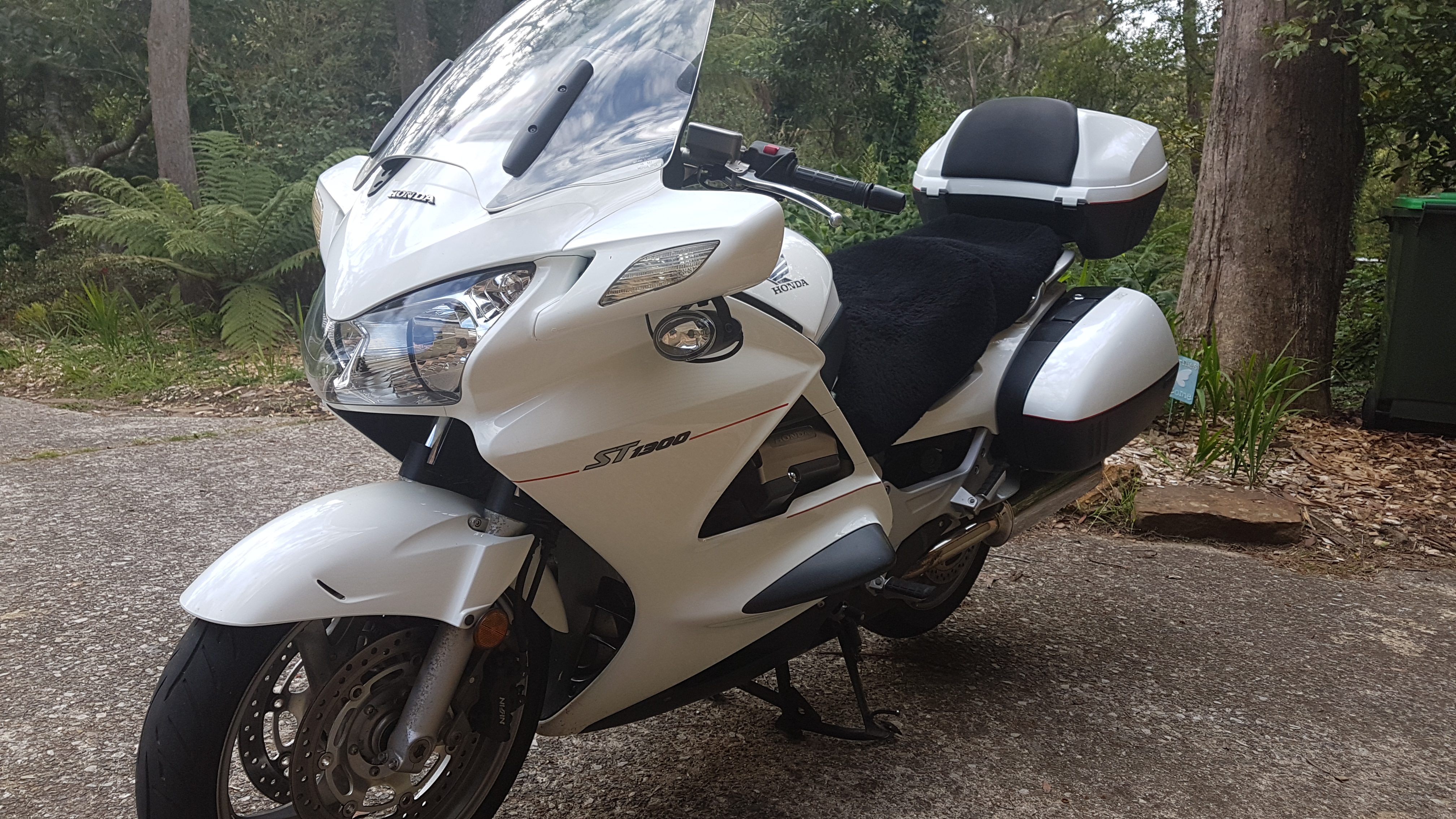 2006 HONDA ST1300A 4 ROAD