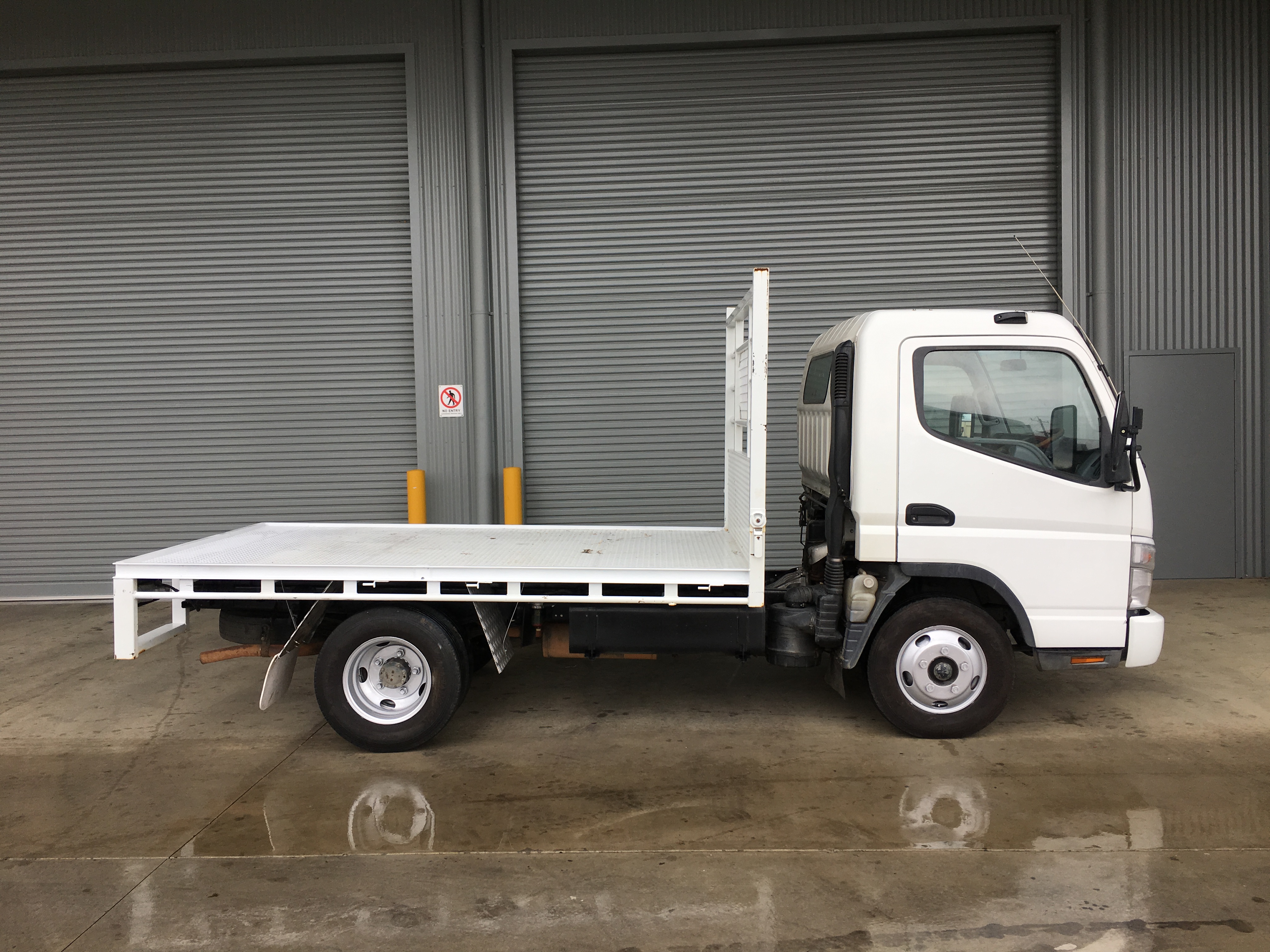 2007 MITSUBISHI FUSO CANTER