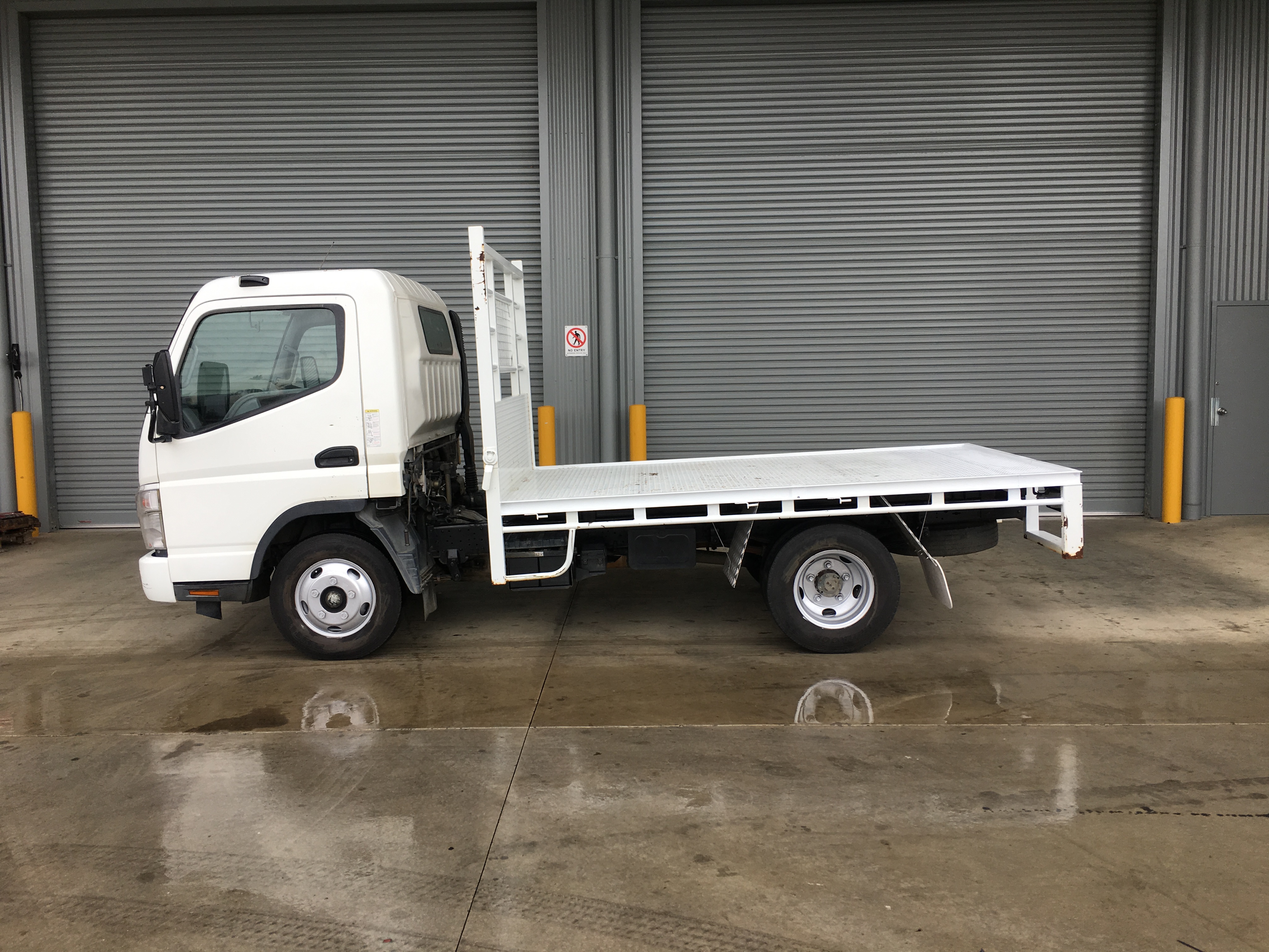 2007 MITSUBISHI FUSO CANTER