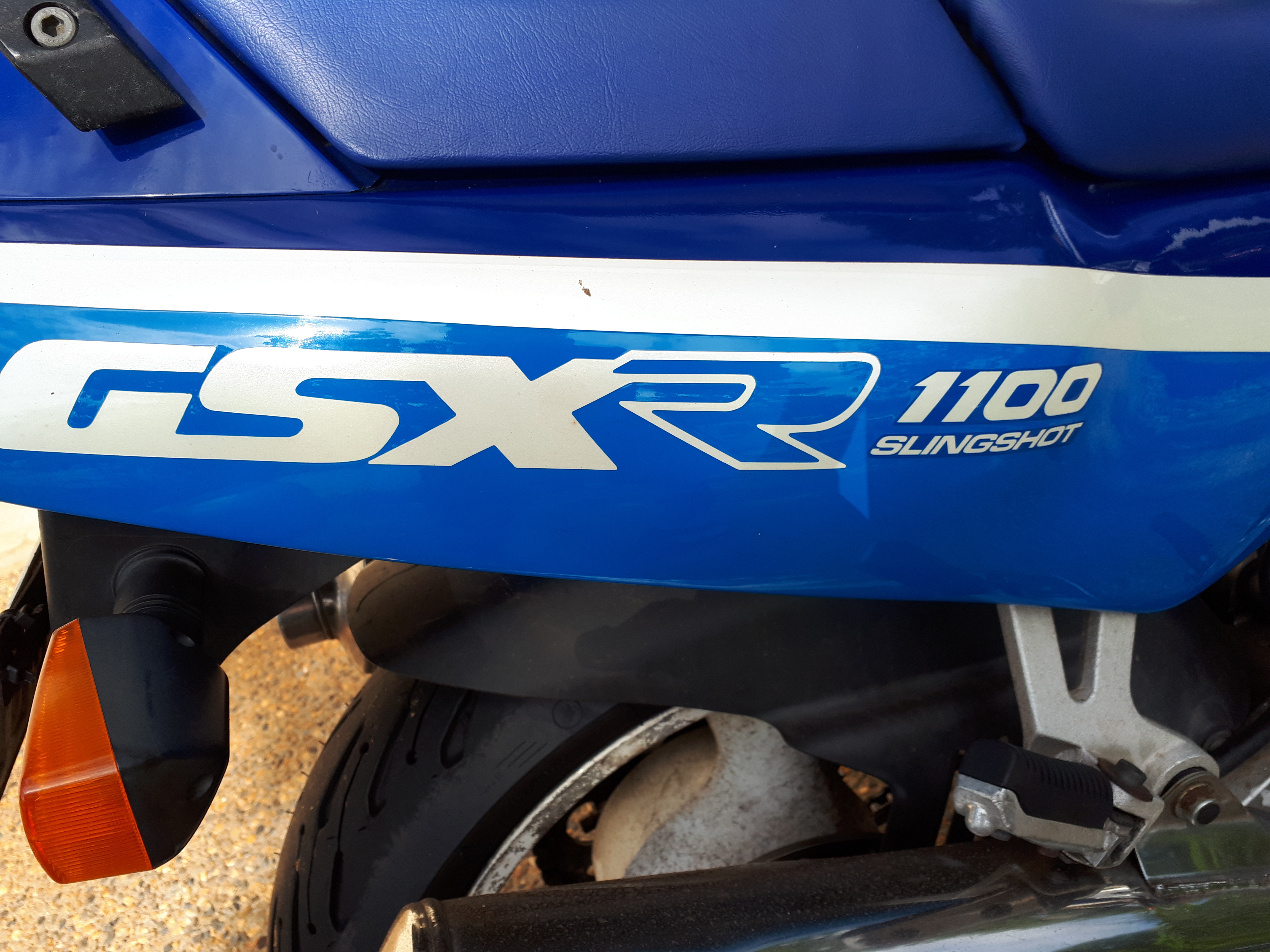 1988 SUZUKI GSXR 1100