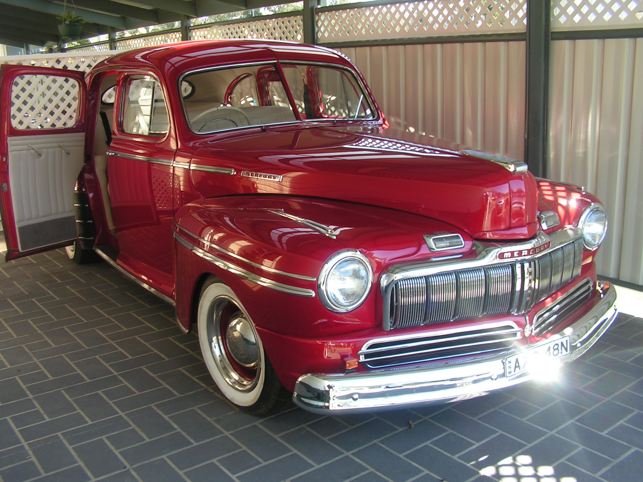 1948 MERCURY EIGHT SEDAN