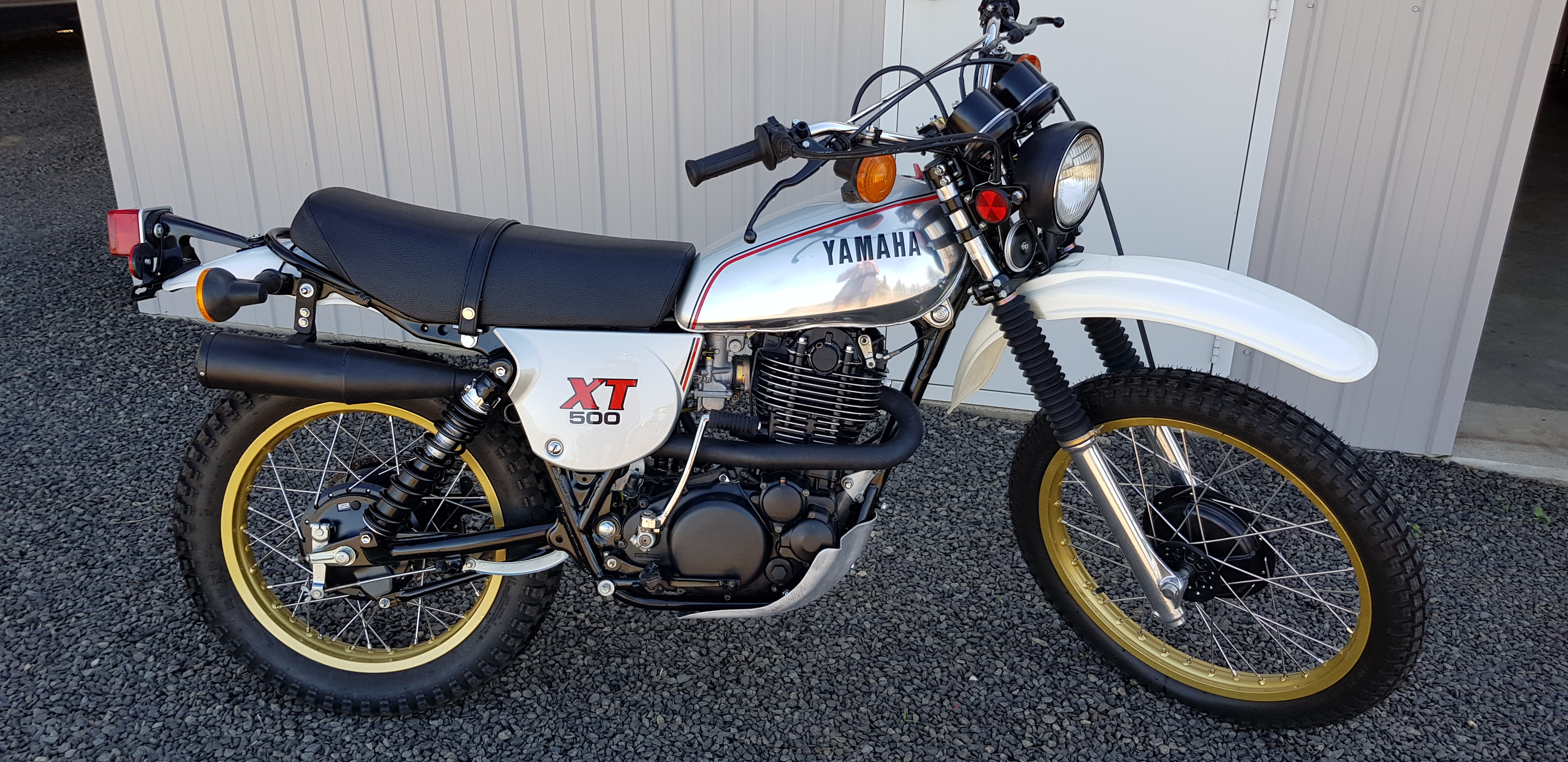 1981 YAMAHA XT500