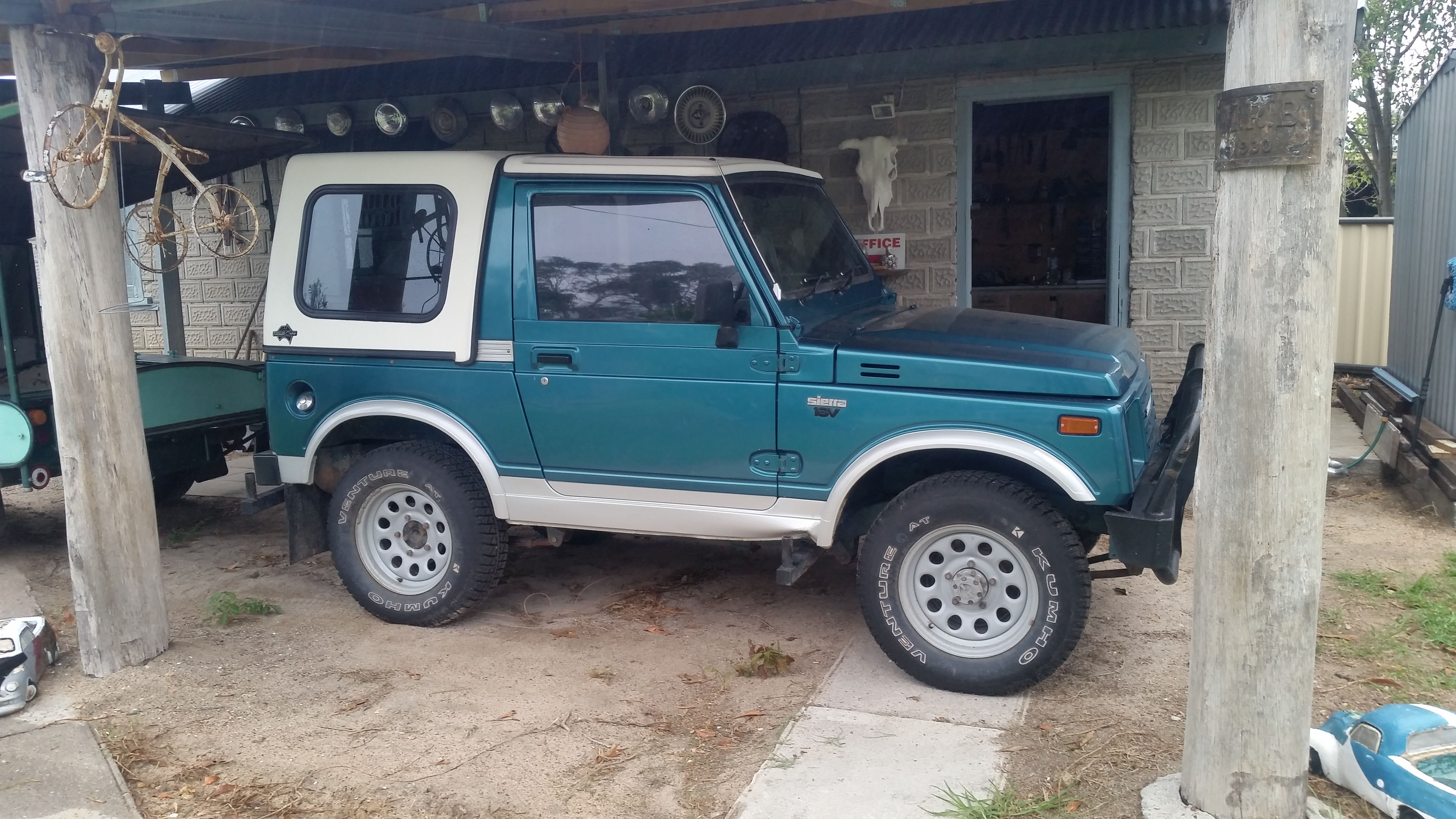 1987 SUZUKI SIERRA 4X4 2D HARDTOP