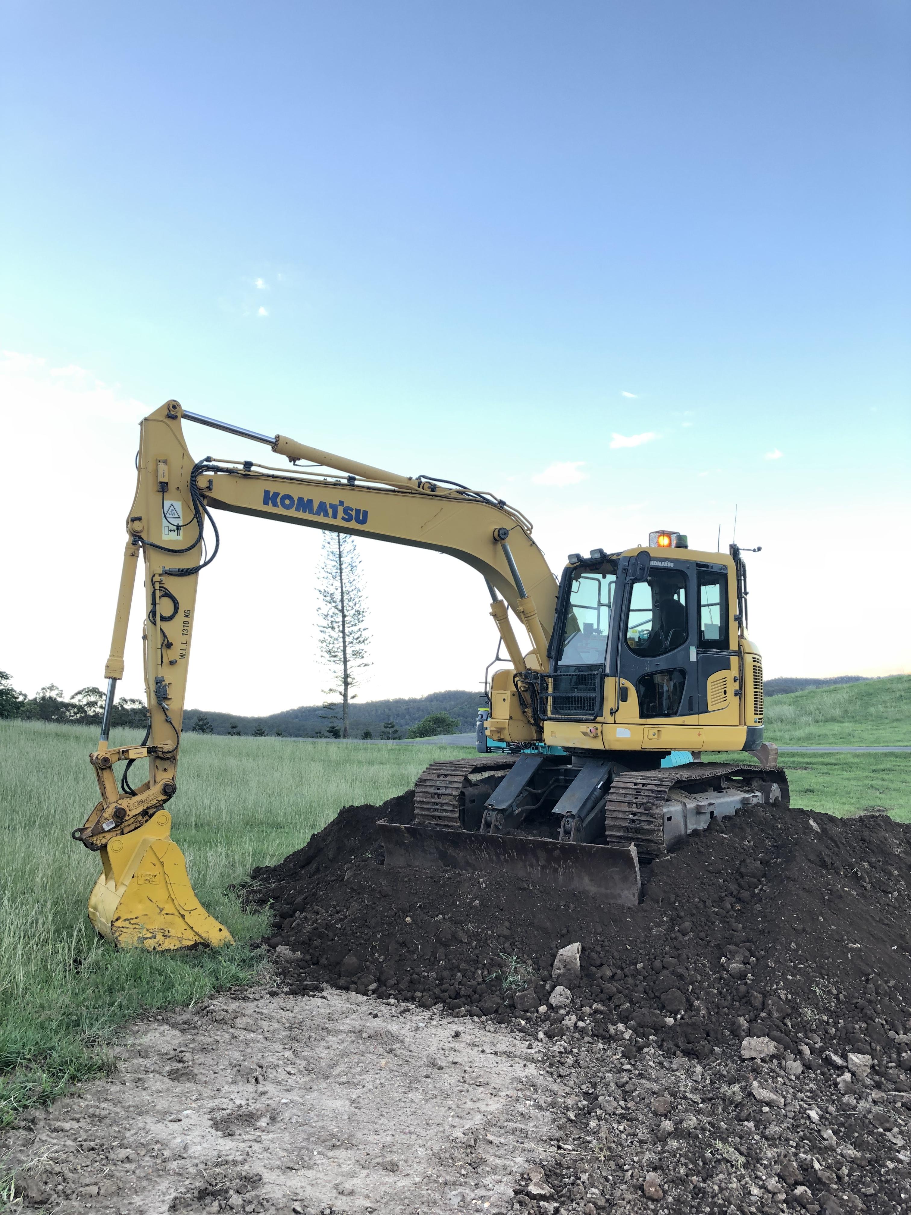2011 KOMATSU PC138us-8