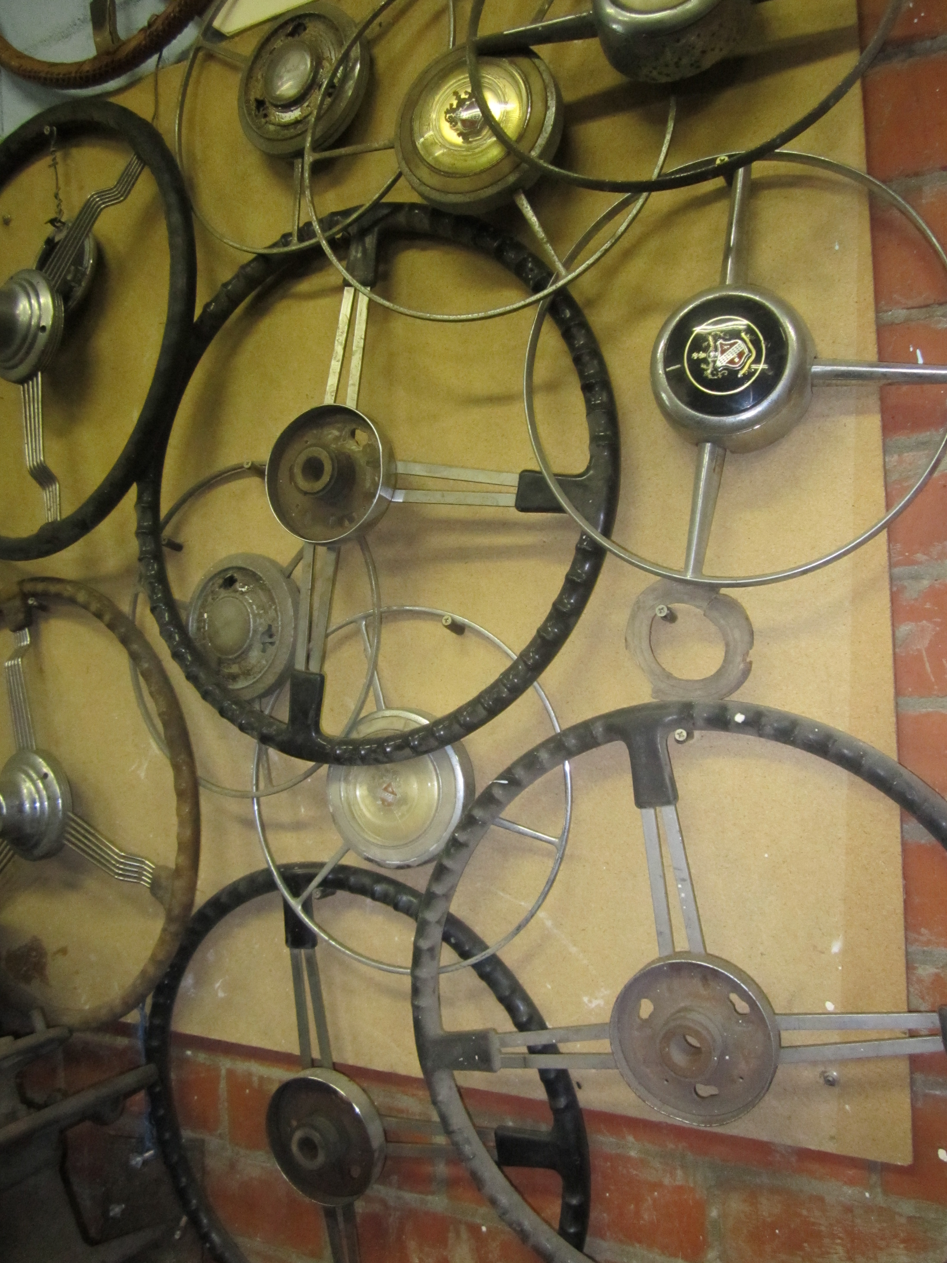 BUICK STEERING WHEELS