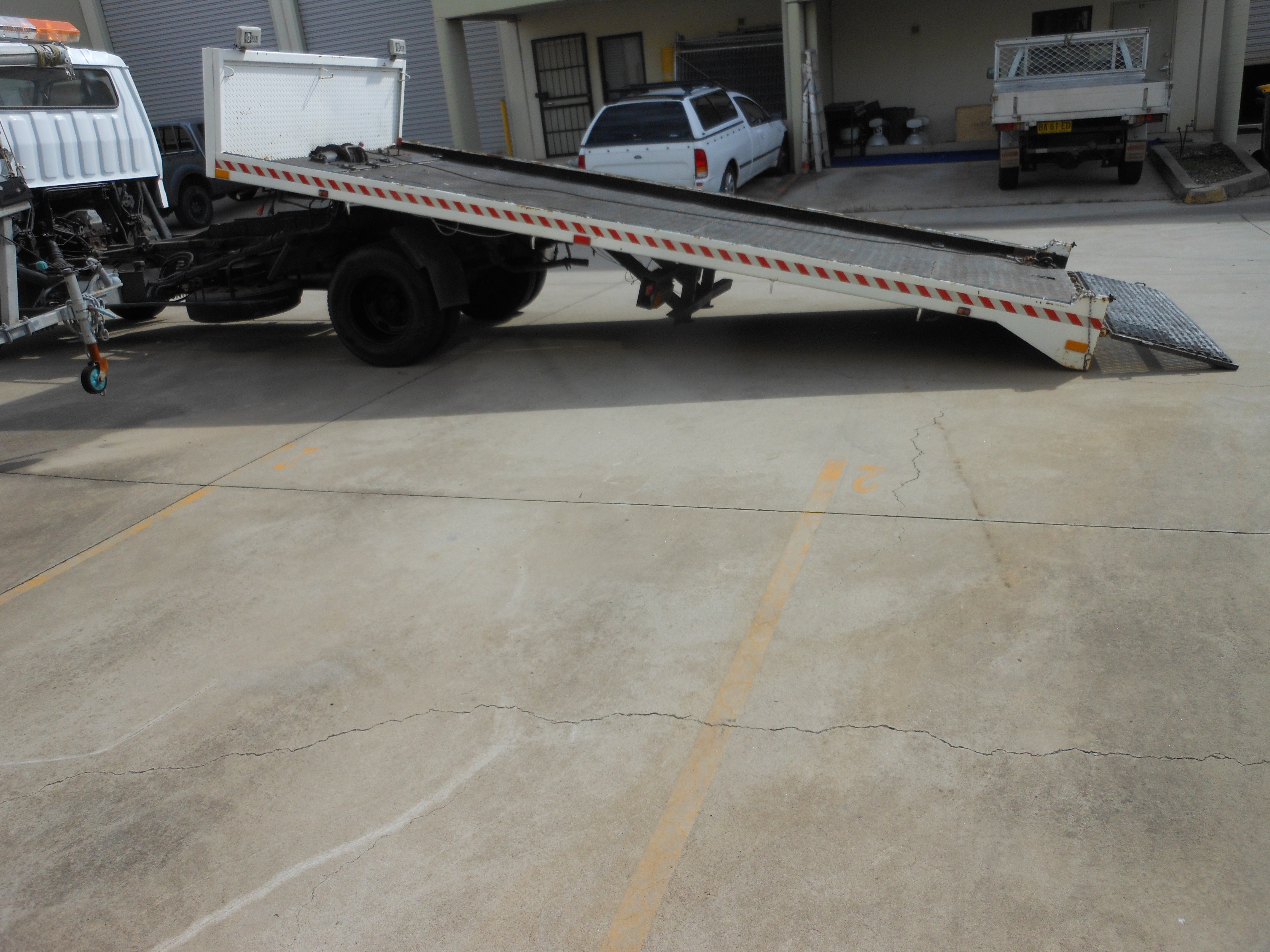 1989 TOYOTA DYNA TILT TRAY