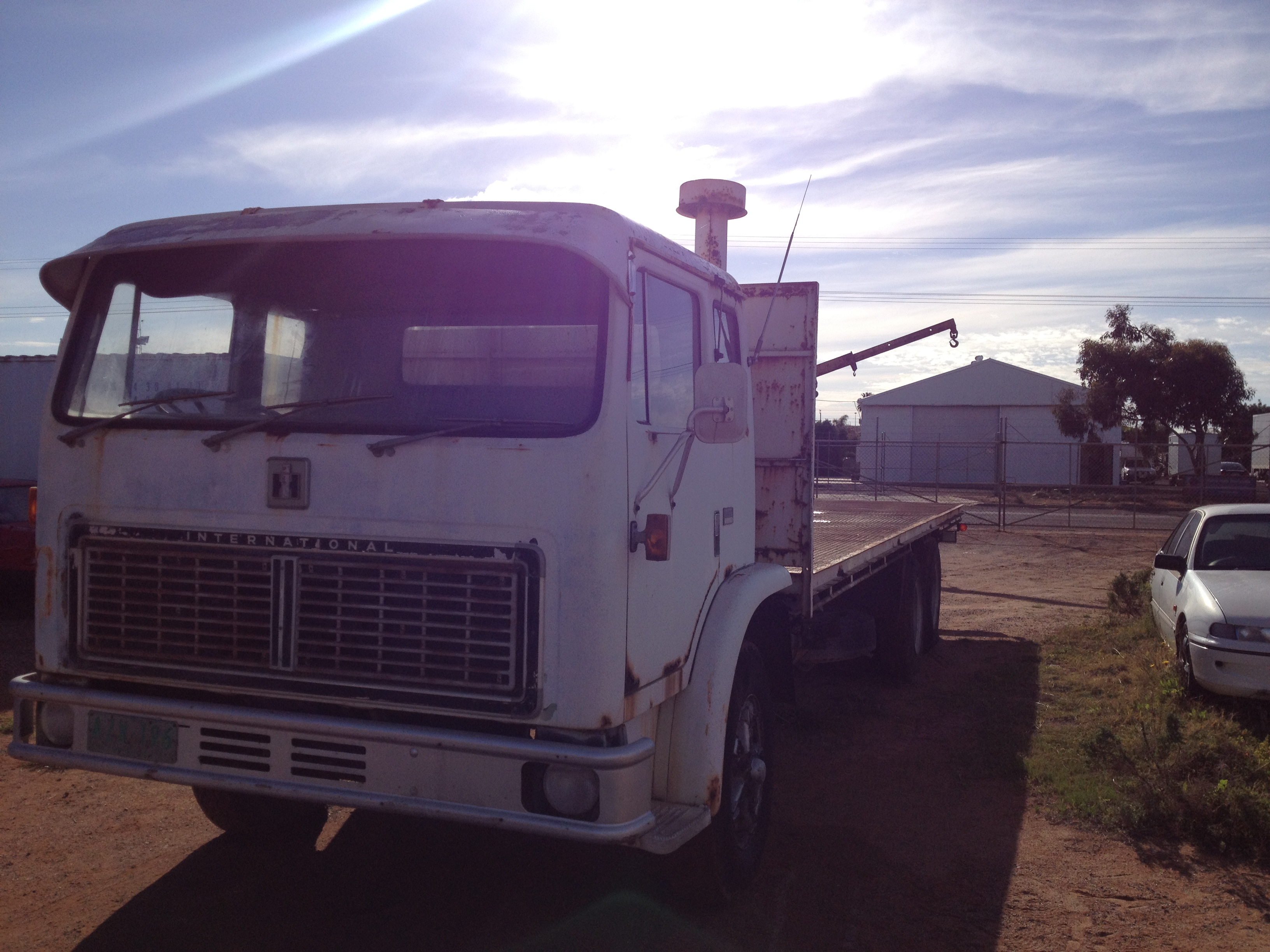 1978 INTERNATIONAL ACCO FLAT TRAY 28FT