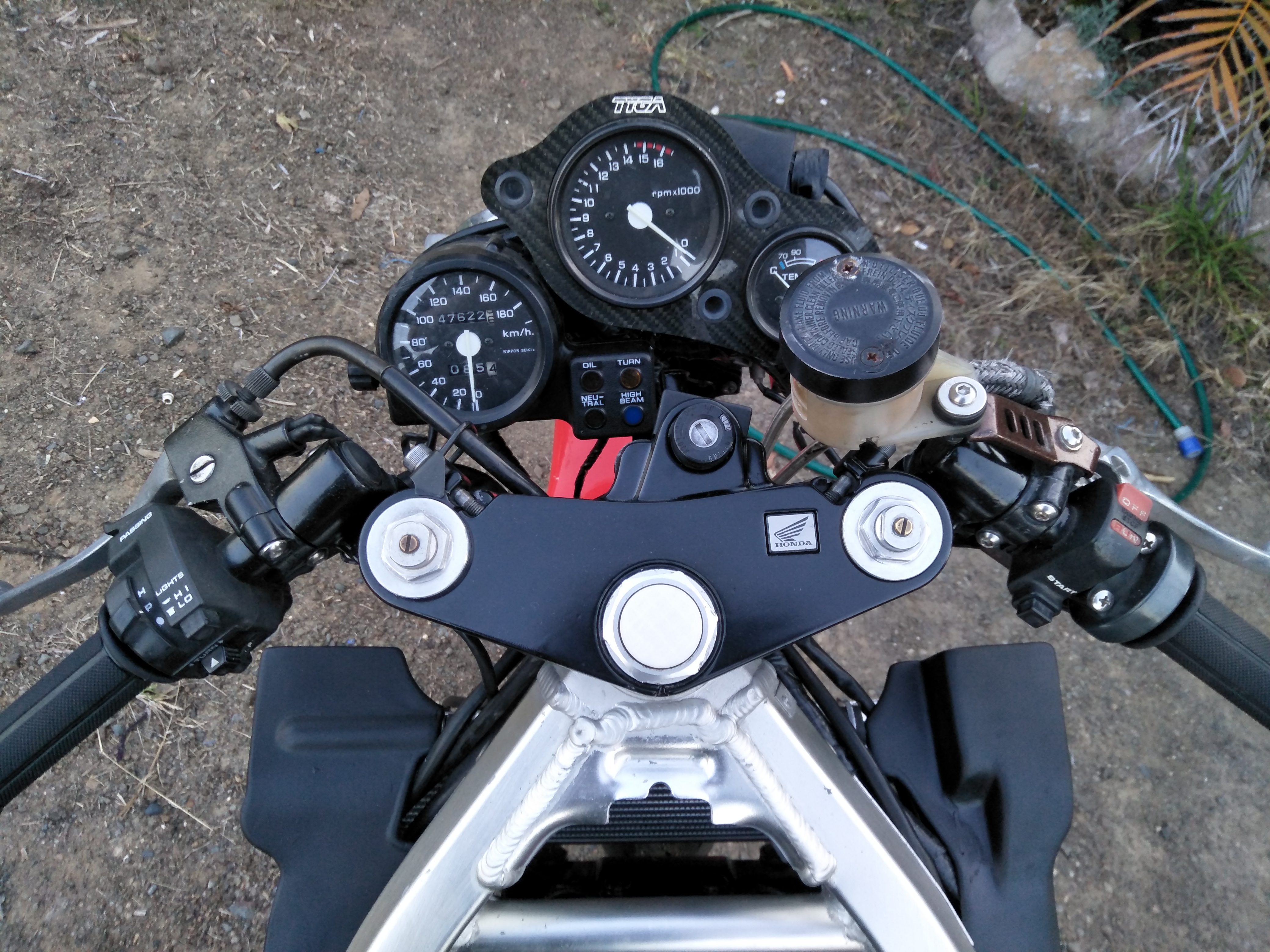 1992 HONDA VFR400 NC30