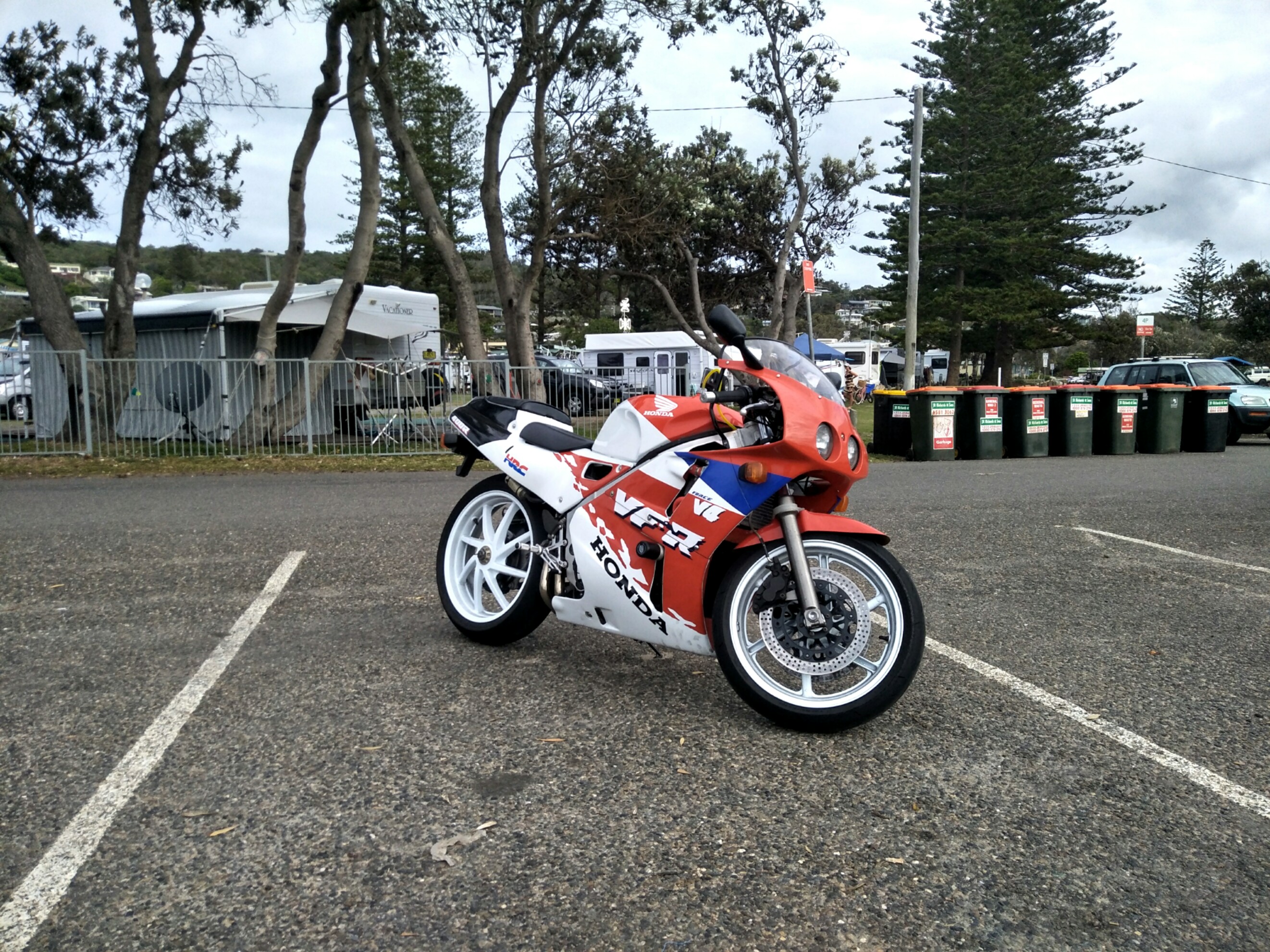 1992 HONDA VFR400 NC30