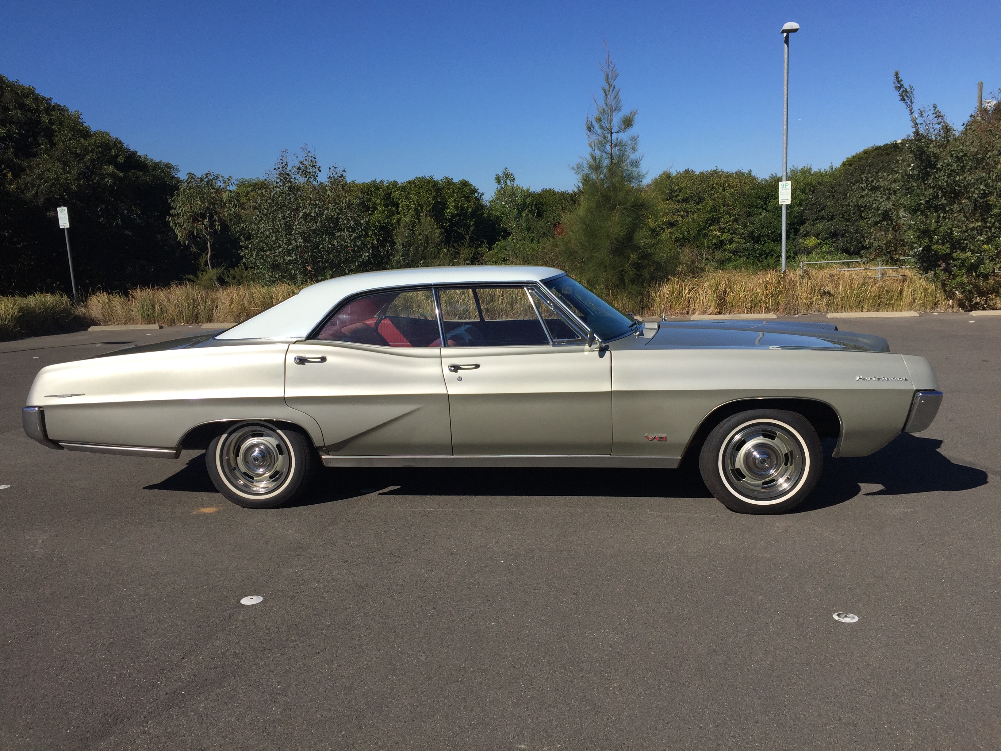1967 PONTIAC PARISIENNE 4D HARDTOP