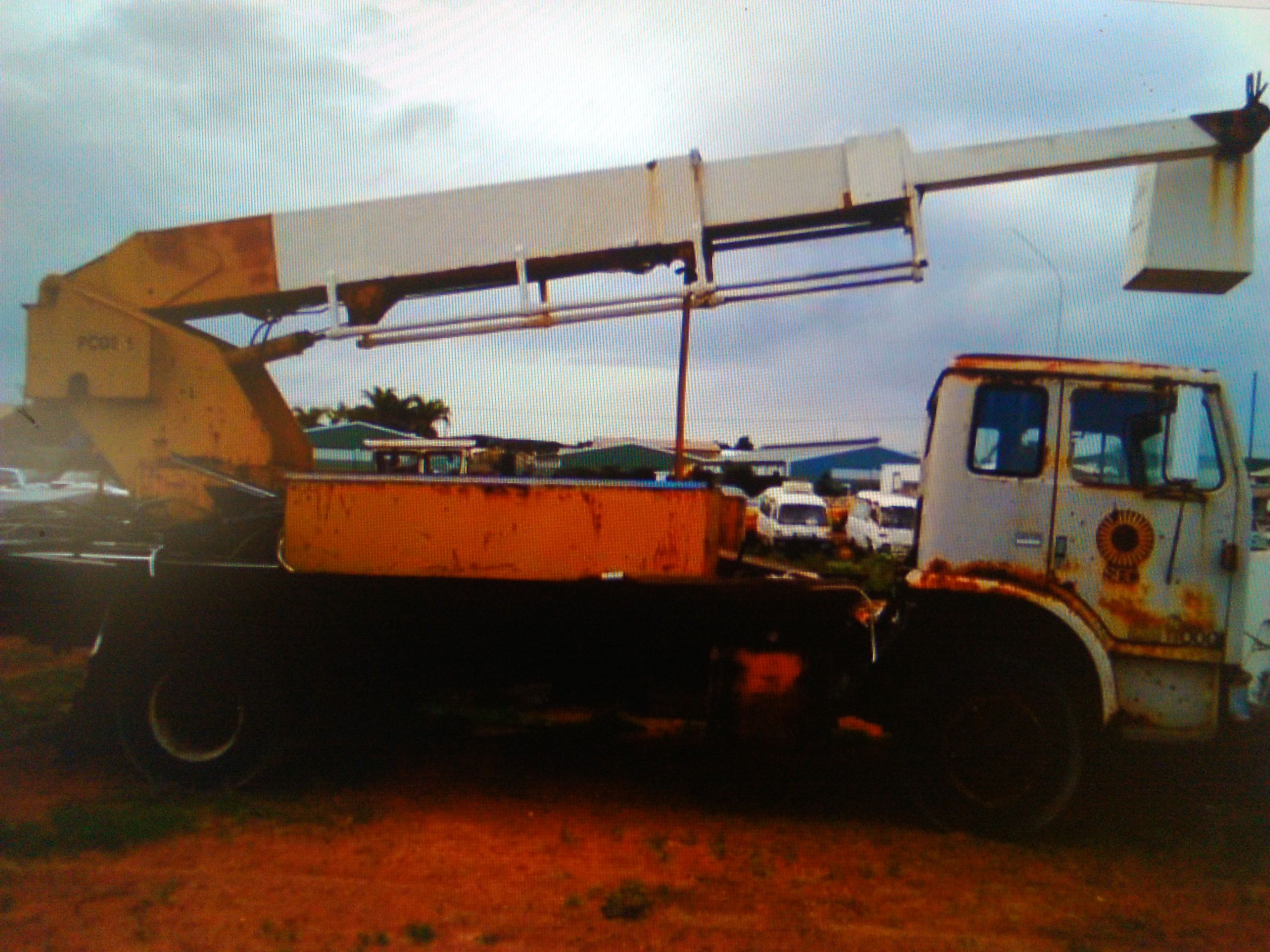 ACCO CHERRY PICKER