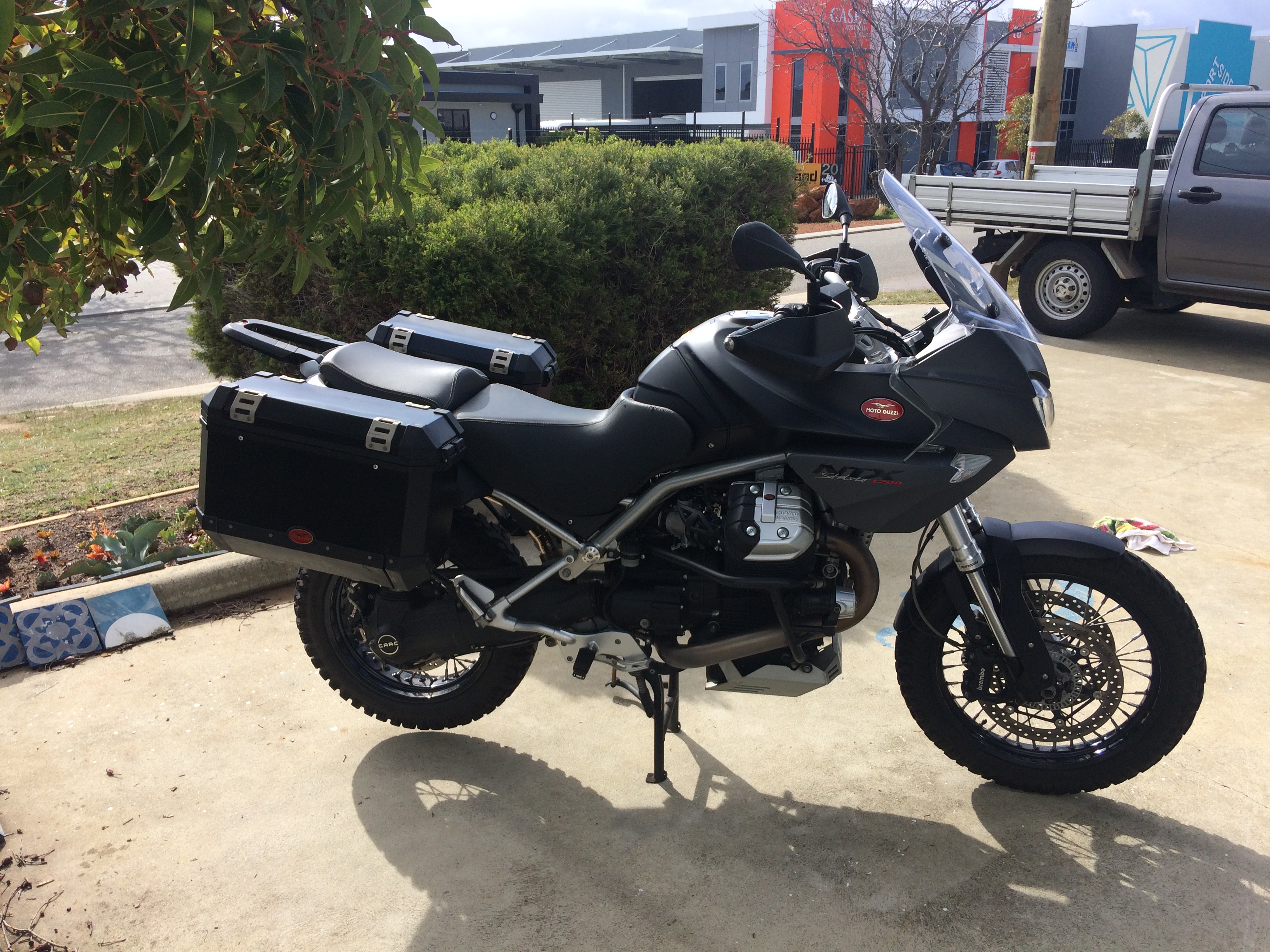 2012 MOTO GUZZI STELVIO 1200 8V NTX ABS DUAL SPORTS
