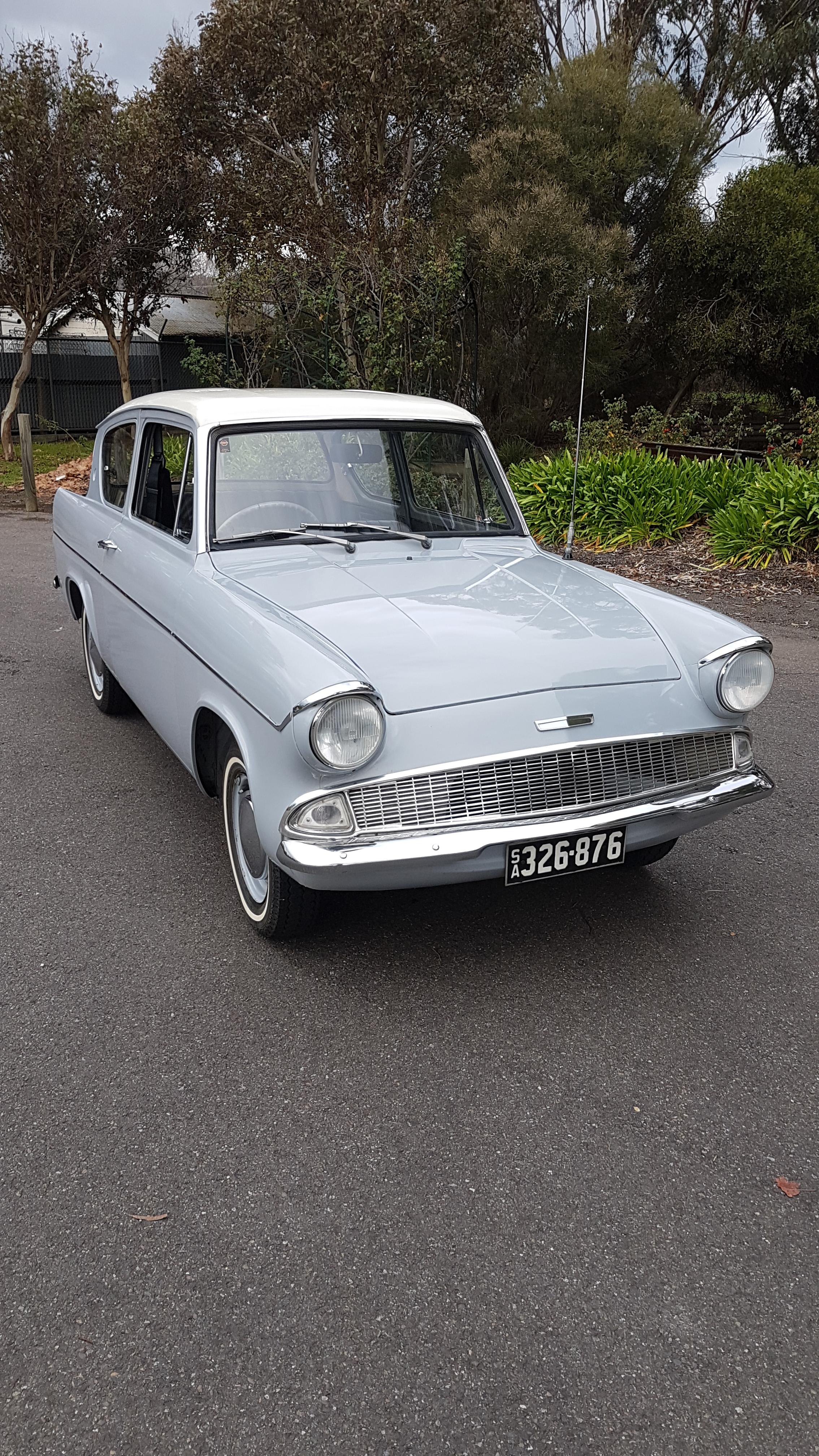 1964 FORD ANGLIA 105E