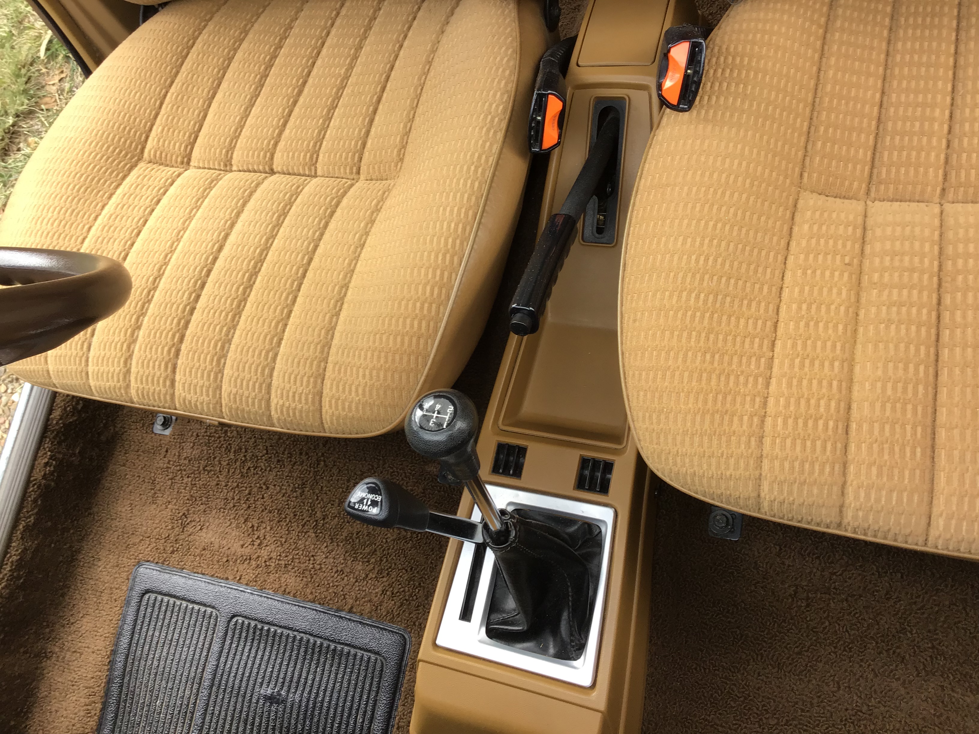 1983 MITSUBISHI COLT RB GL 5D HATCHBACK