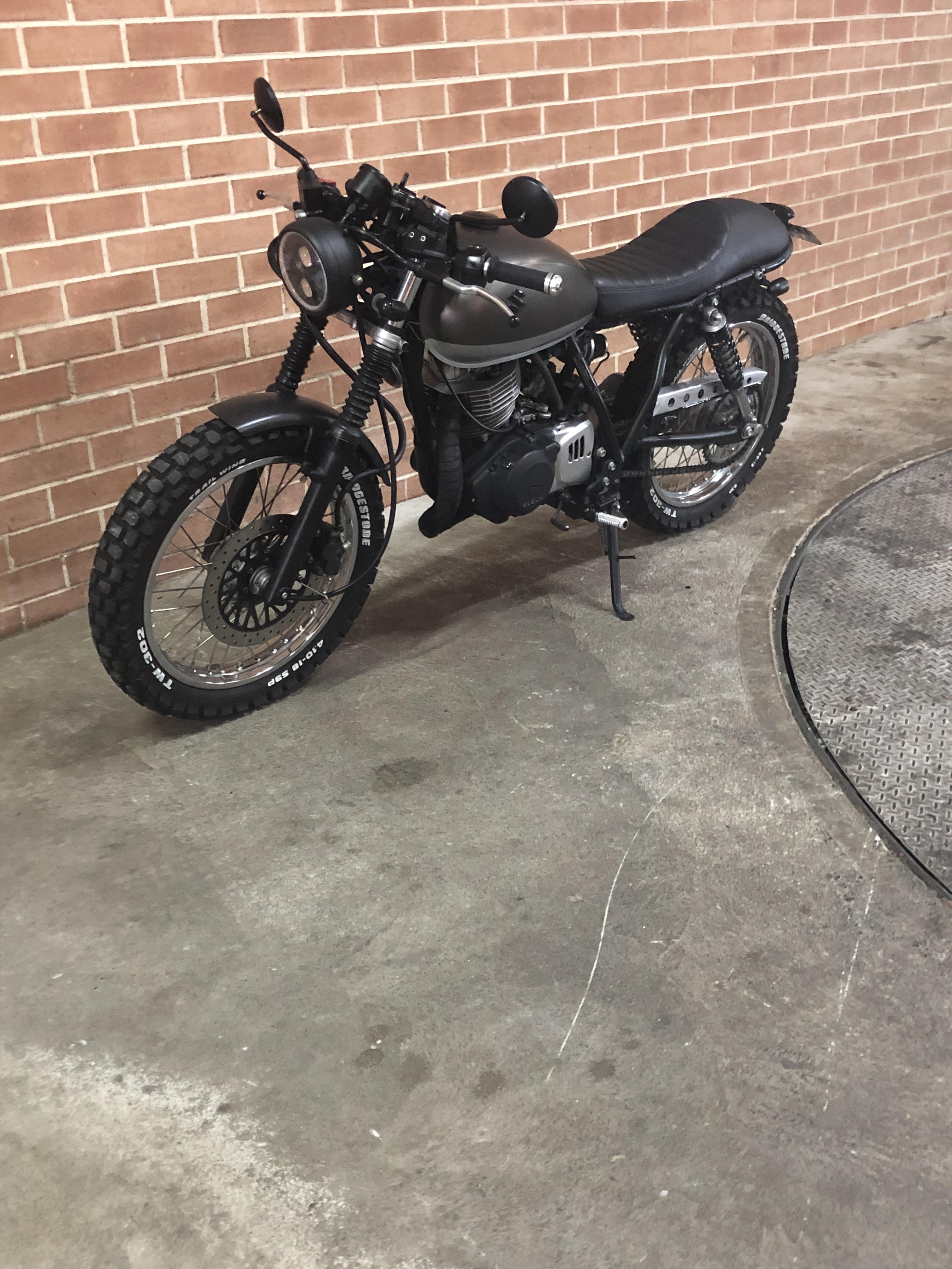 Custom Suzuki Tu250x 