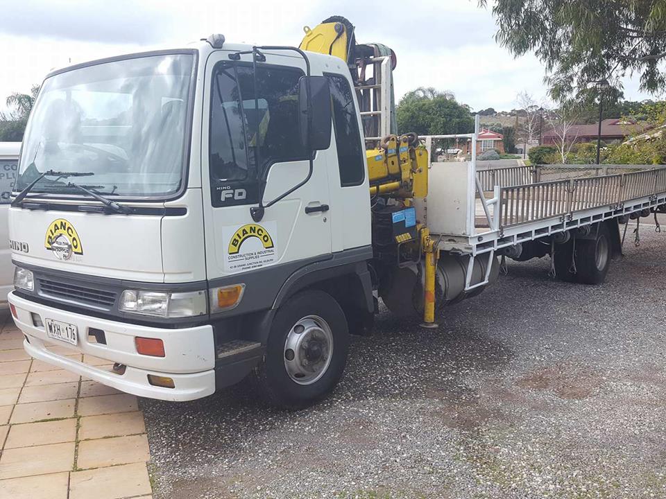 2002 HINO RANGER CRANE TRUCK