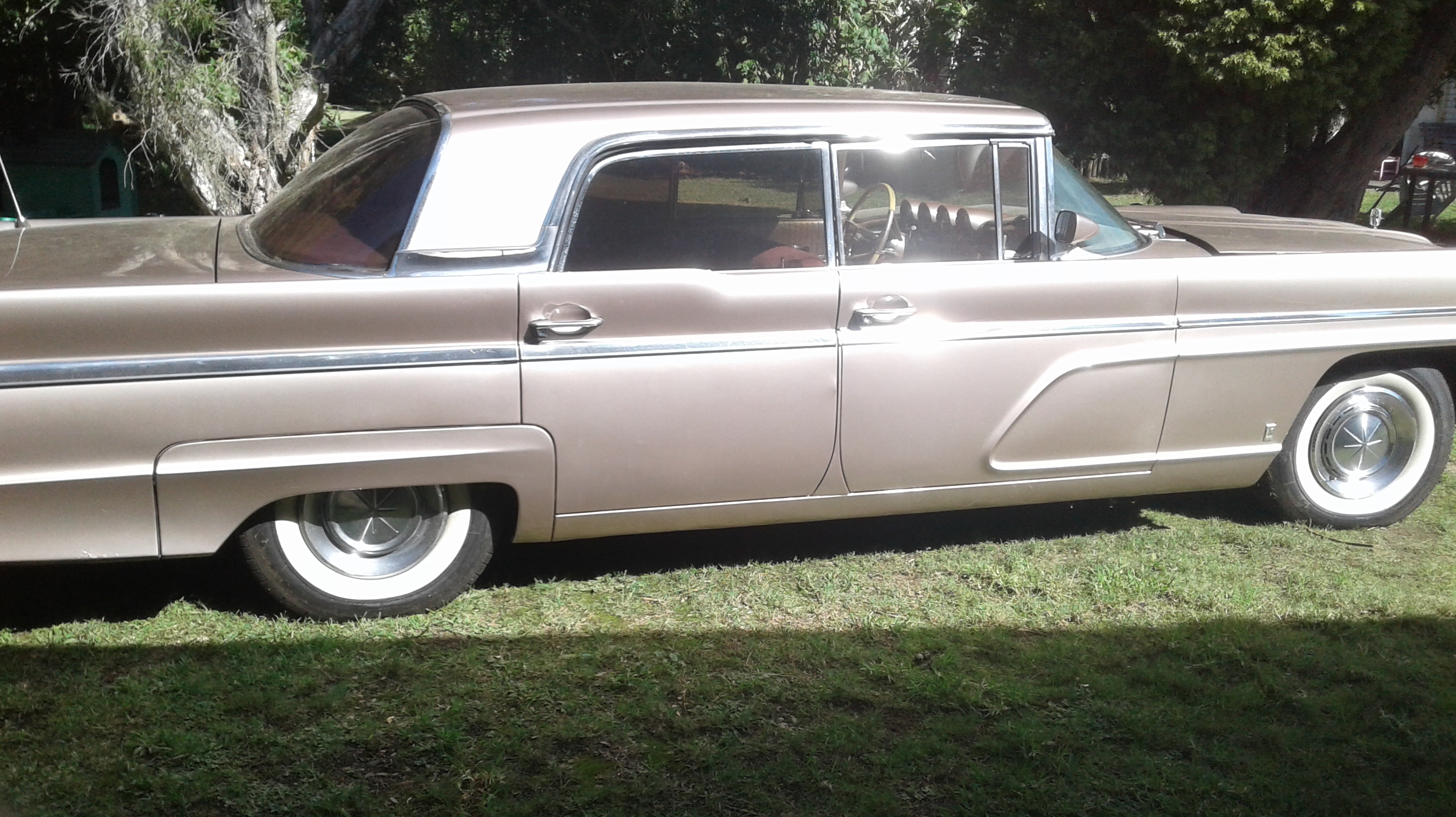 1960 LINCOLN PREMIER 