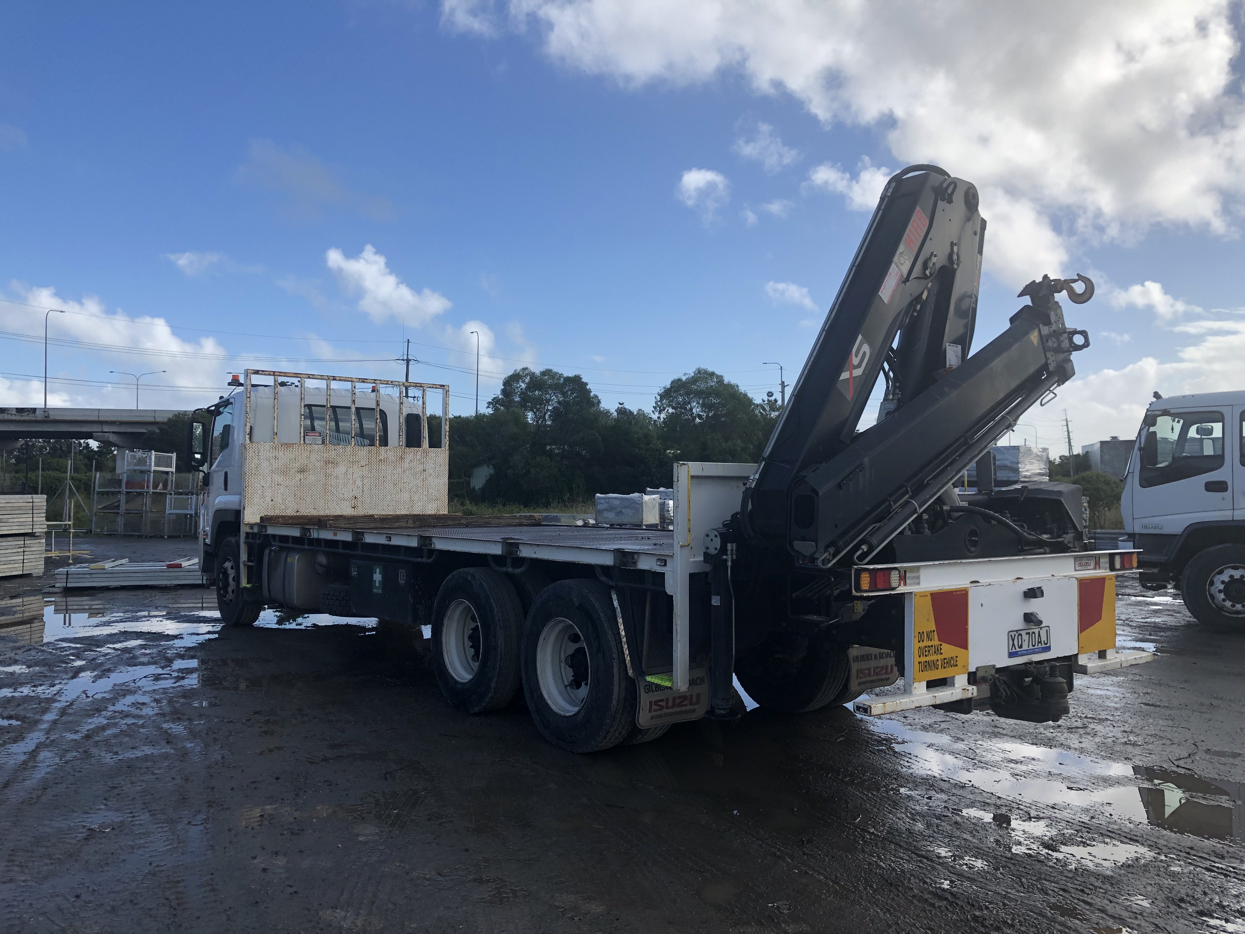 2011 ISUZU FVZ 1400 CRANE TRUCK