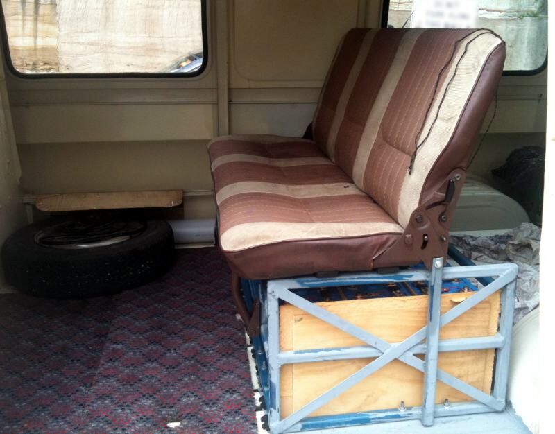 1966 MORRIS COMMERCIAL J2 VAN 