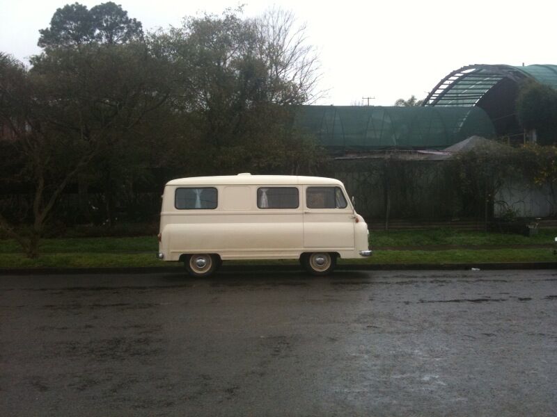 1966 MORRIS COMMERCIAL J2 VAN 
