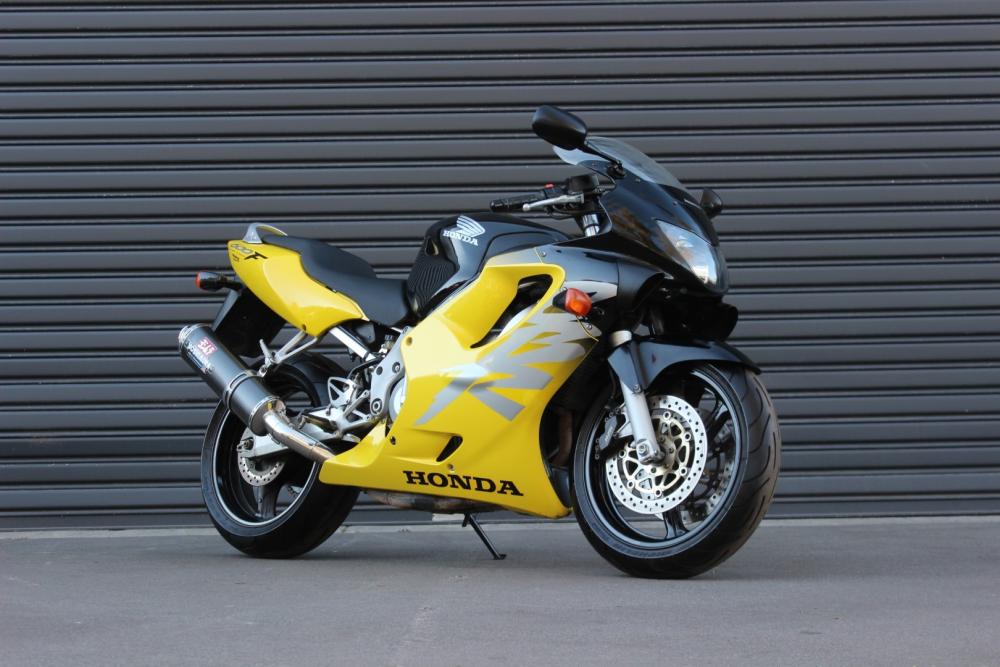 2000 HONDA CBR 600 F ULTIMA LIGHT SUPER SPORTS