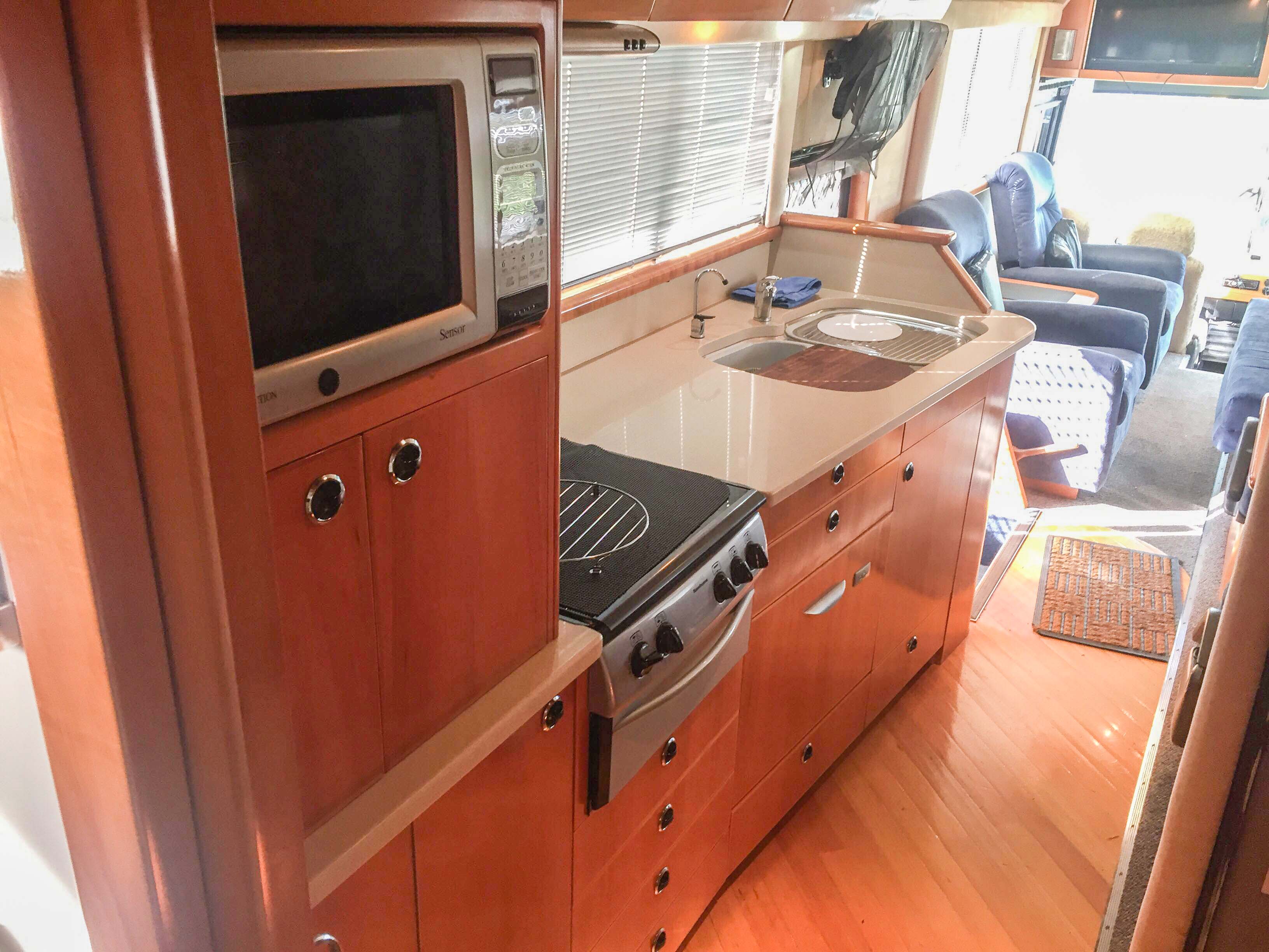 1984 MERCEDES BENZ MOTOR HOME