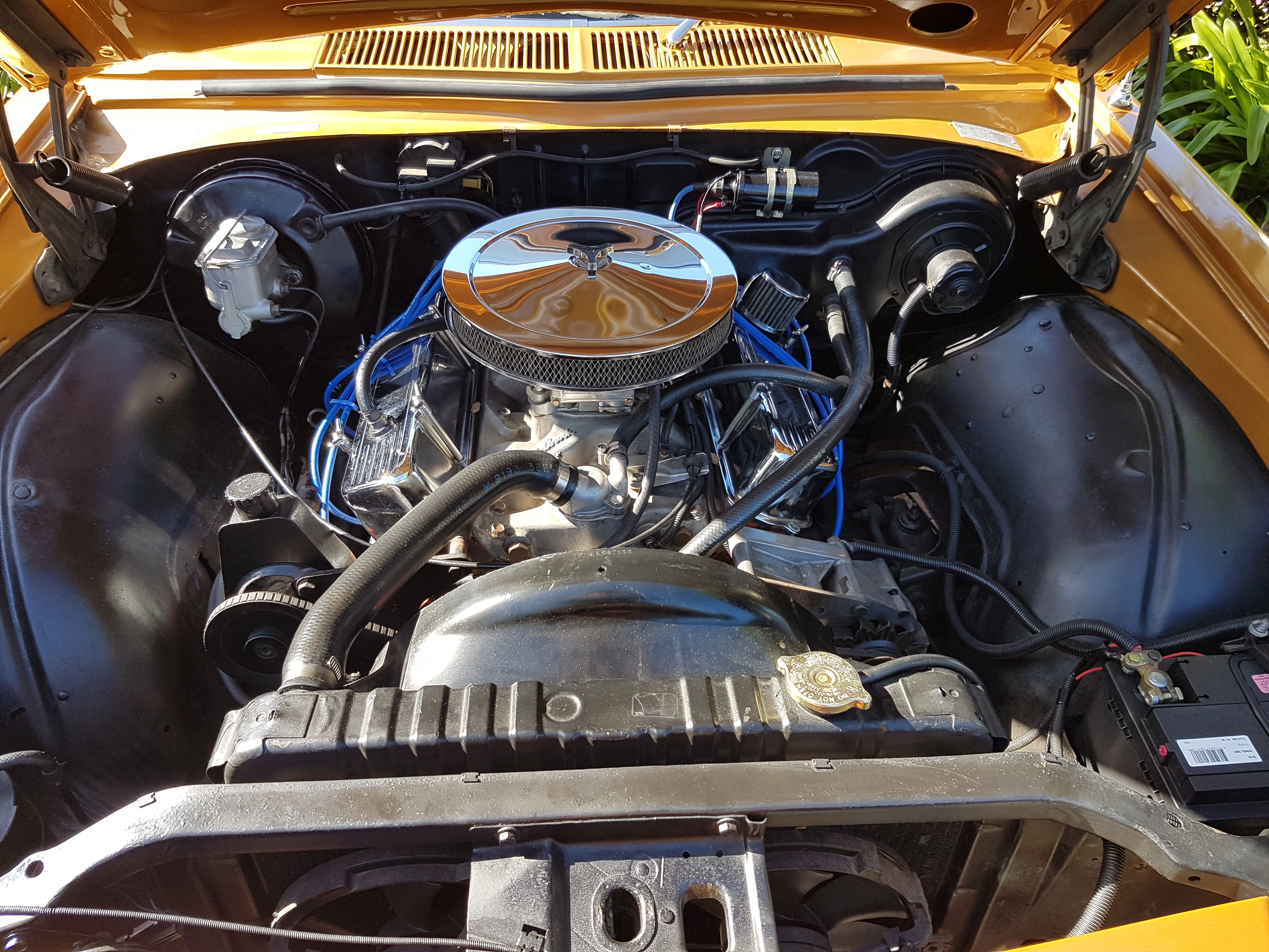 1975 HOLDEN KINGSWOOD HJ DELUXE ANNIVERSARY