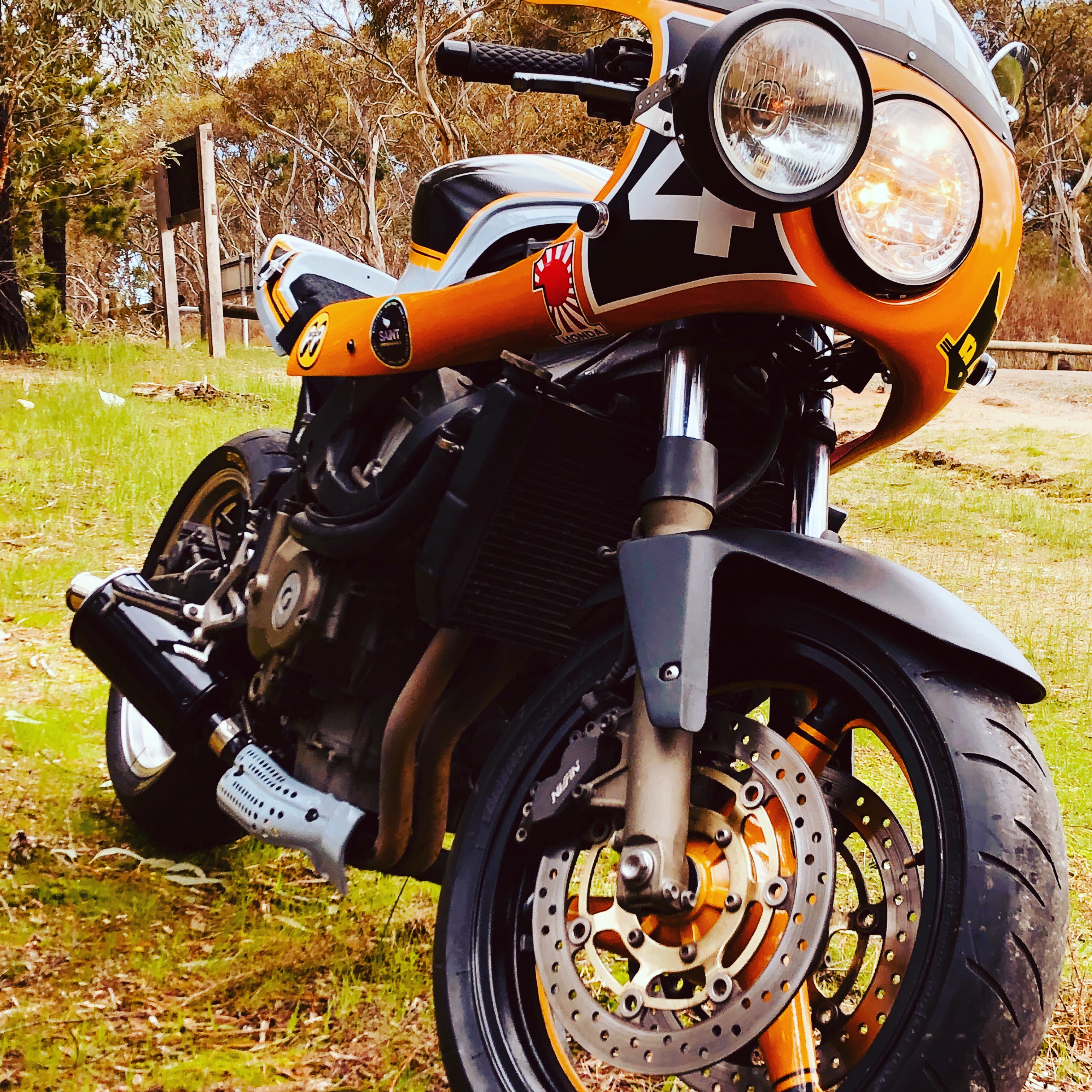 2002 HONDA CBR600 F4i CAFE RACER