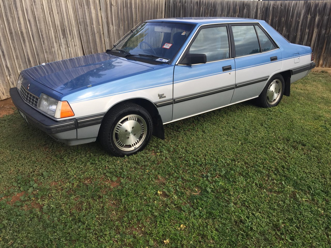 1984 MITSUBISHI SIGMA GK SUPER SALOON