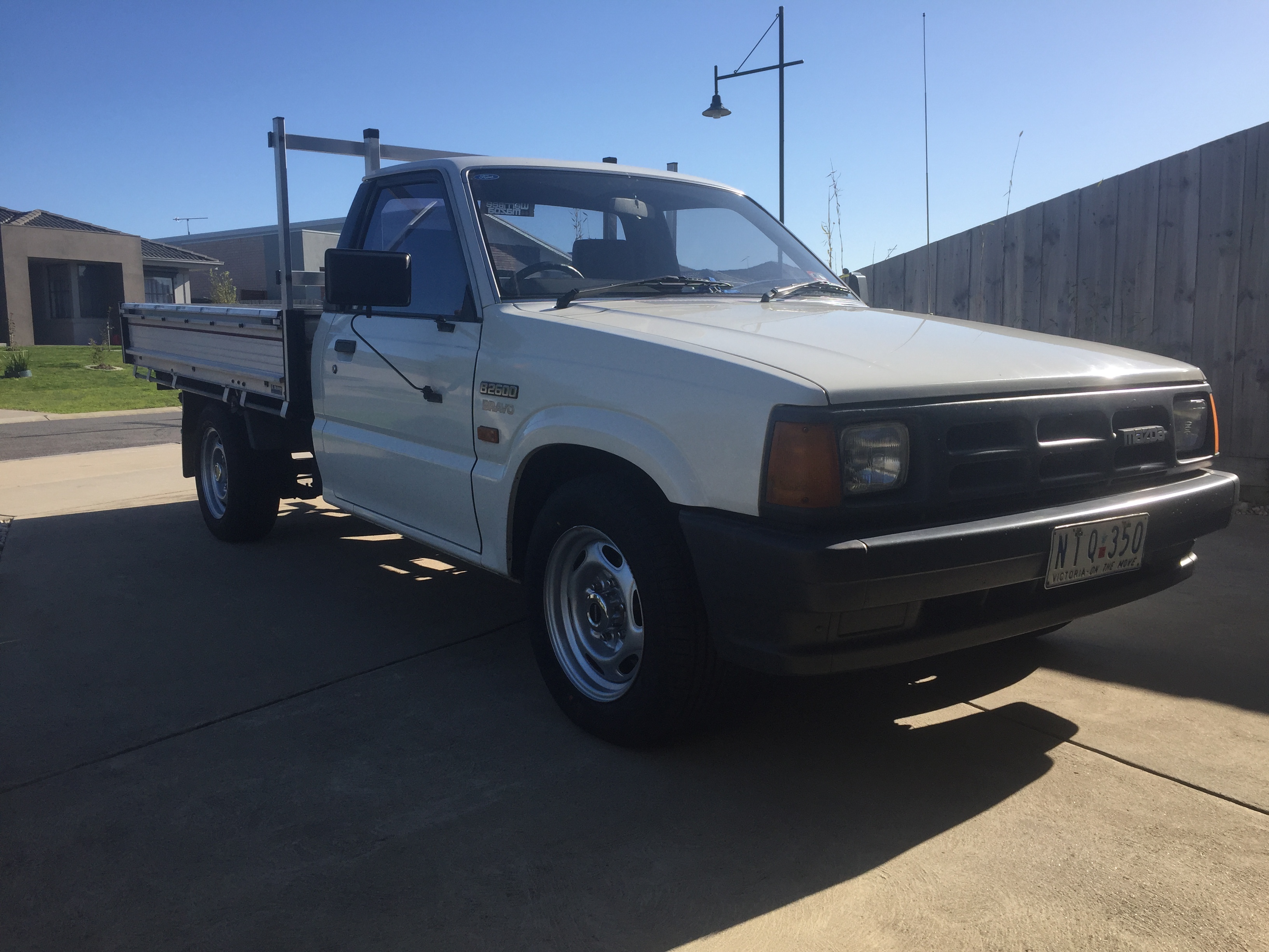 1996 MAZDA B2600 BRAVO P/UP . 2WD