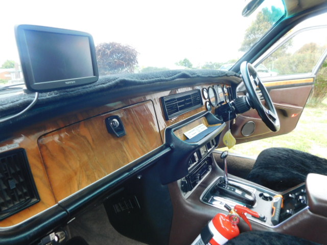 1981 JAGUAR XJ6 SERIES III 4.2 3 SP AUTOMATIC 4D SEDAN 