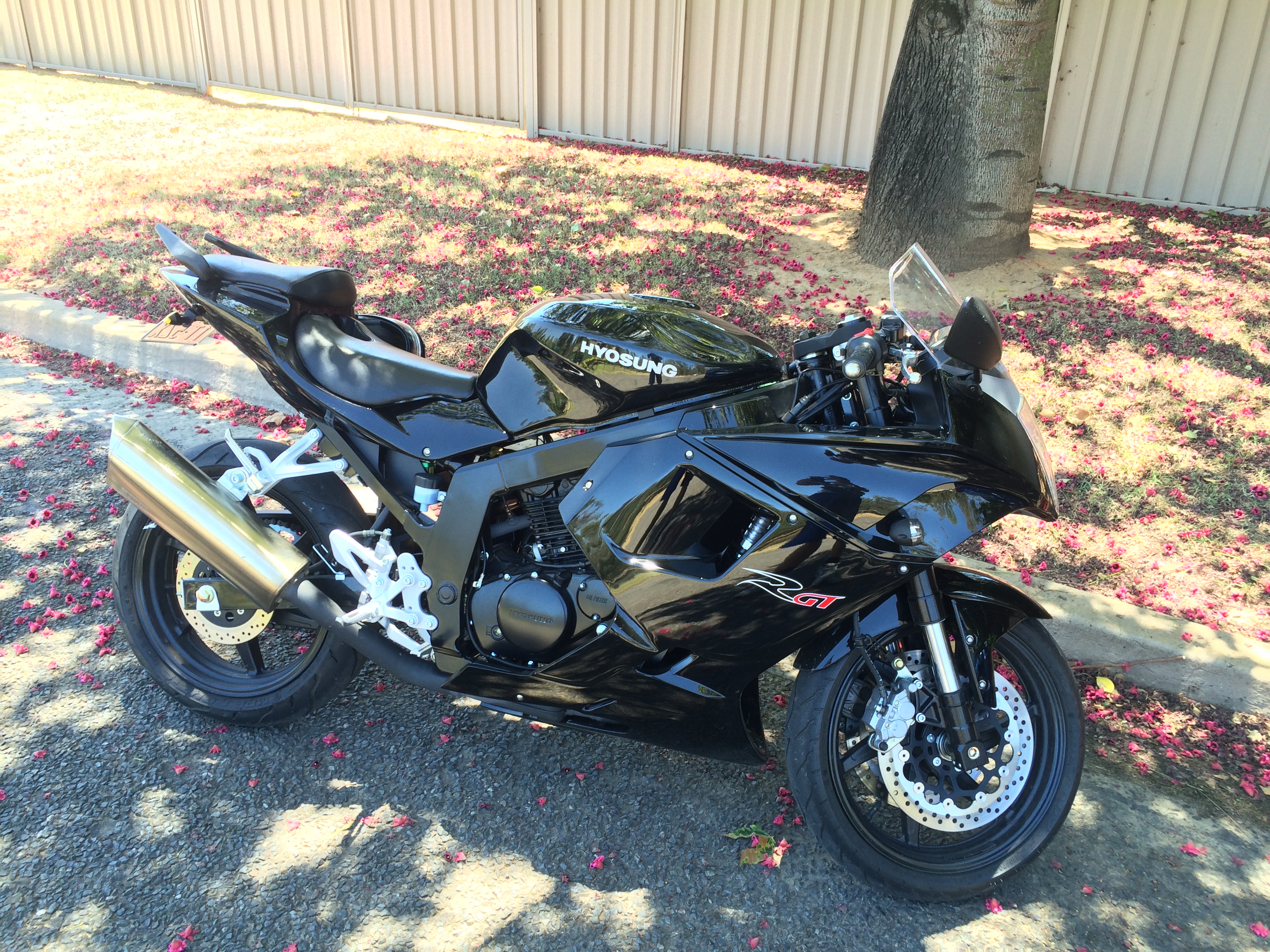 2014 HYOSUNG GT250R ROAD