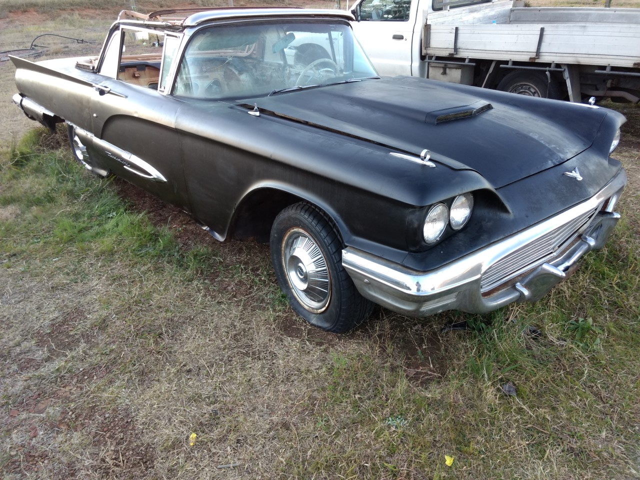 1959 FORD THUNDERBIRD J CODE CONVERTIBLE 