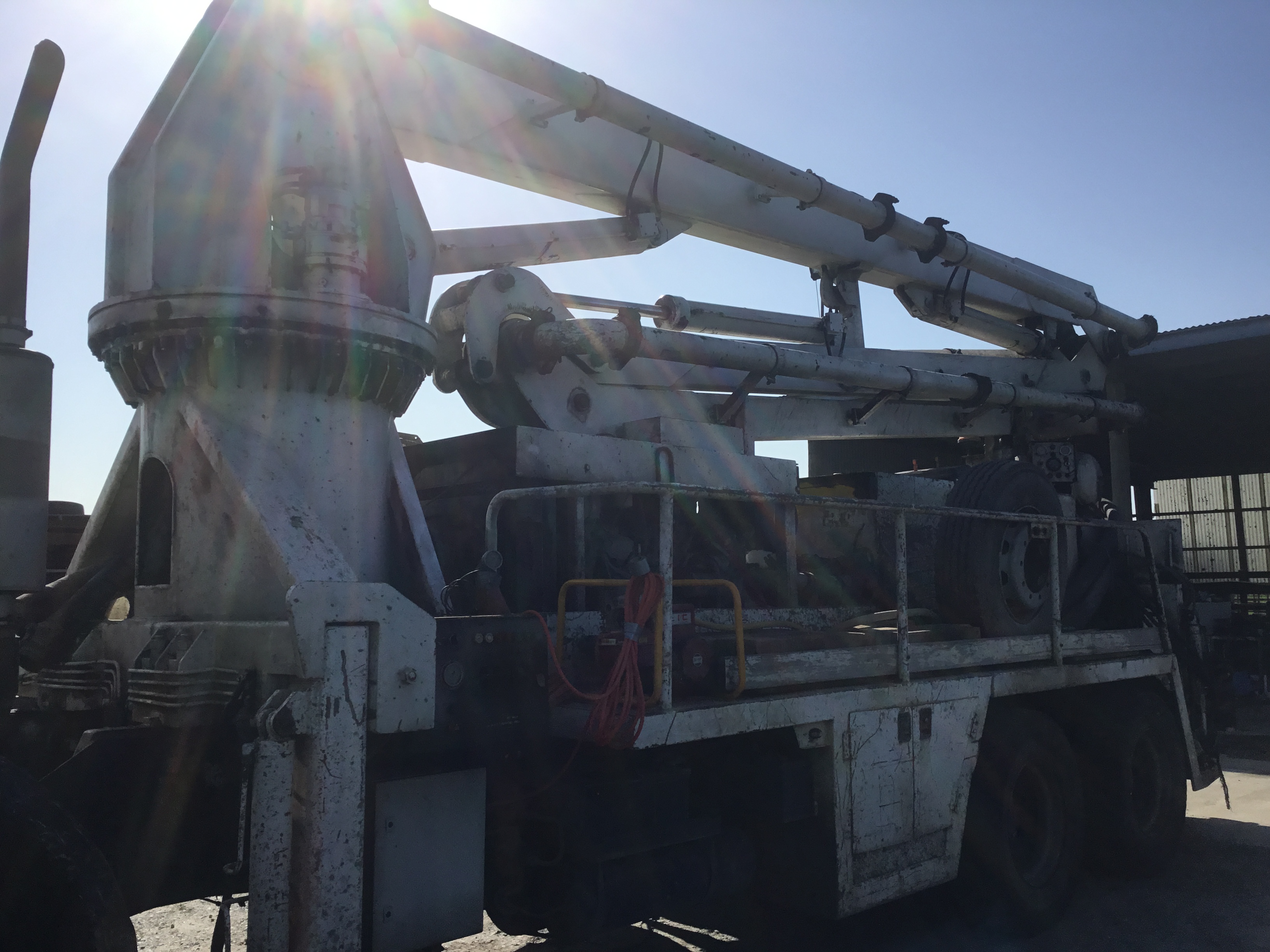 1998 JACON C0BRA CONCRETE PLACEMENT BOOM 