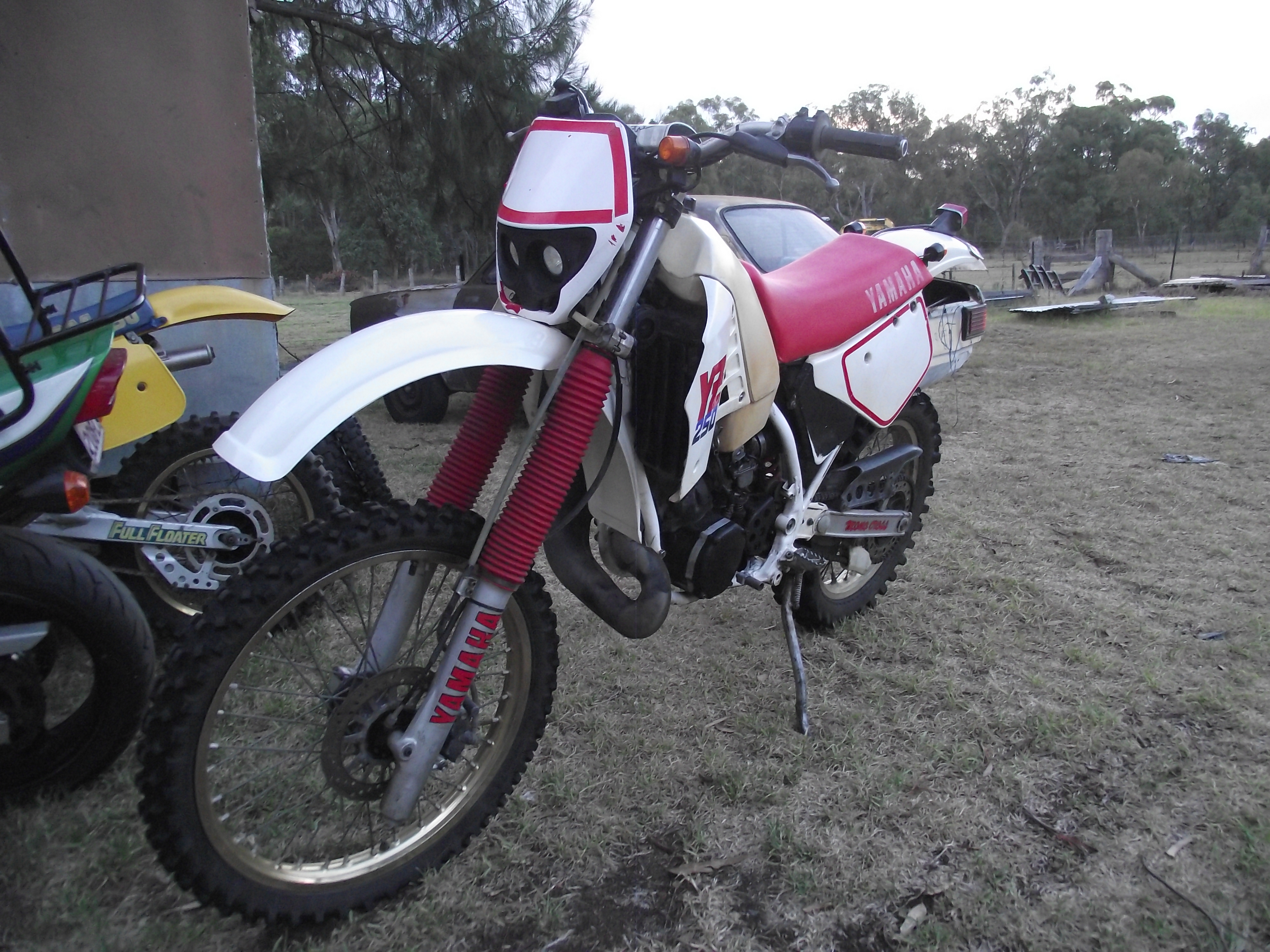 1987 YAMAHA YZ 250 T ANNAND & THOMPSON 