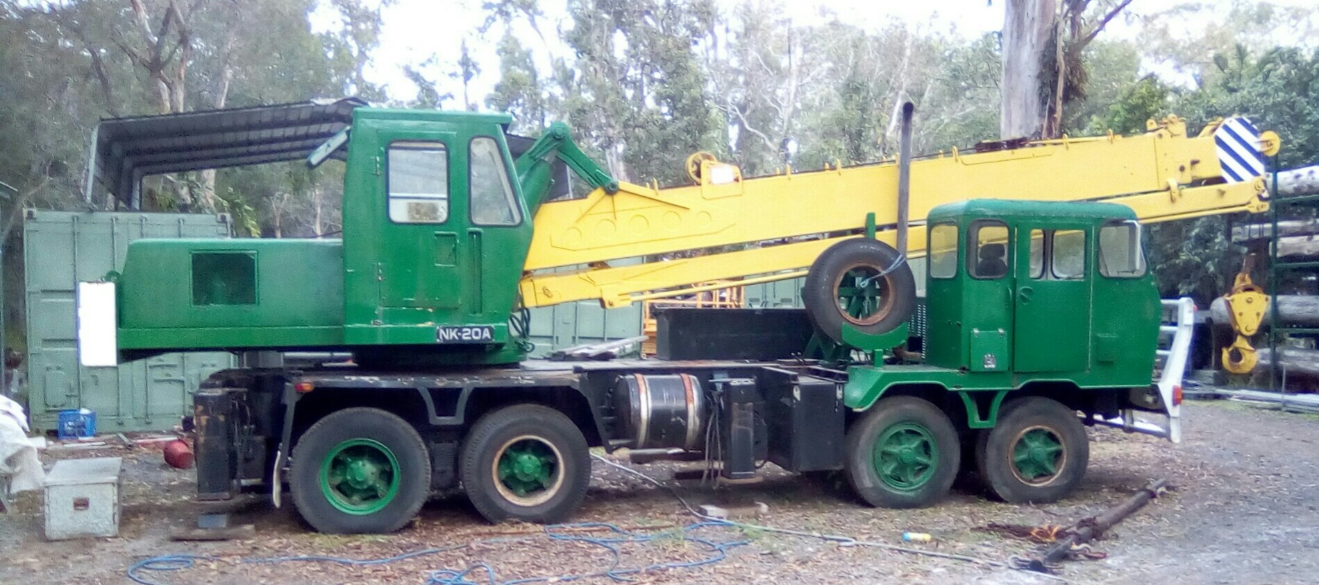 1972 KATO 20 TON MOBILE CRANE