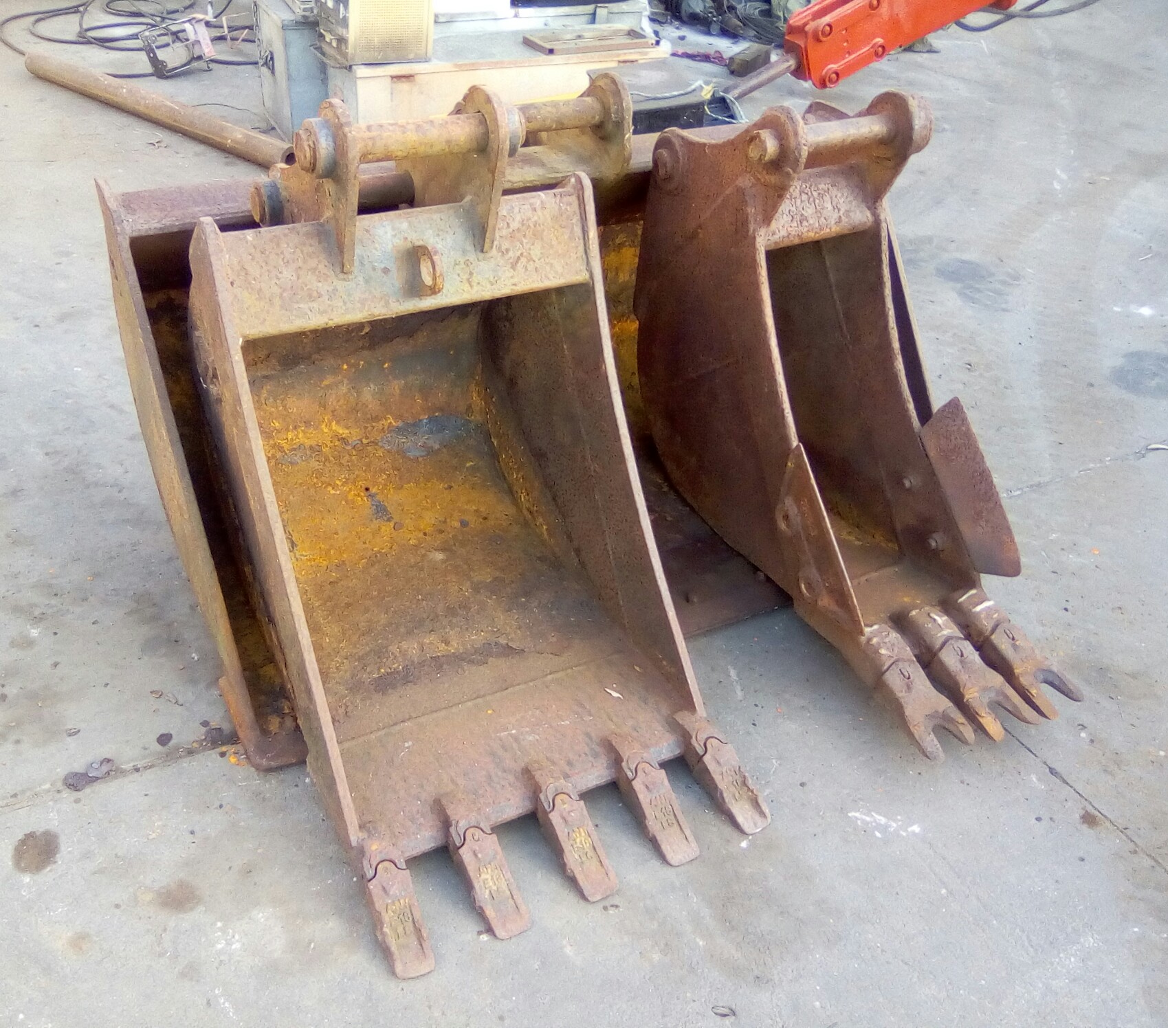 KOMATSU PC75UU-2 EXCAVATOR