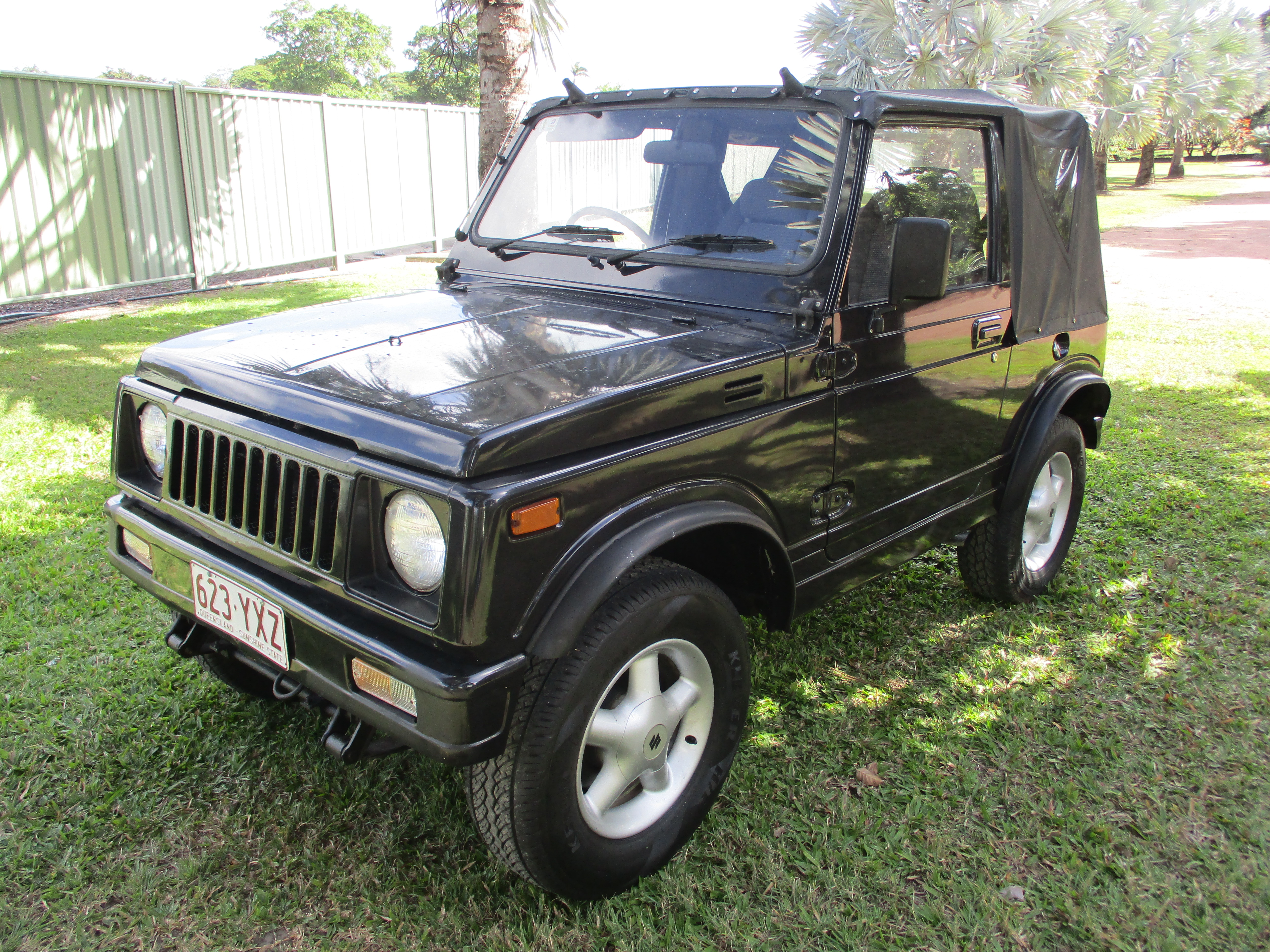 1987 SUZUKI SIERRA (4x4) 2D SOFTTOP