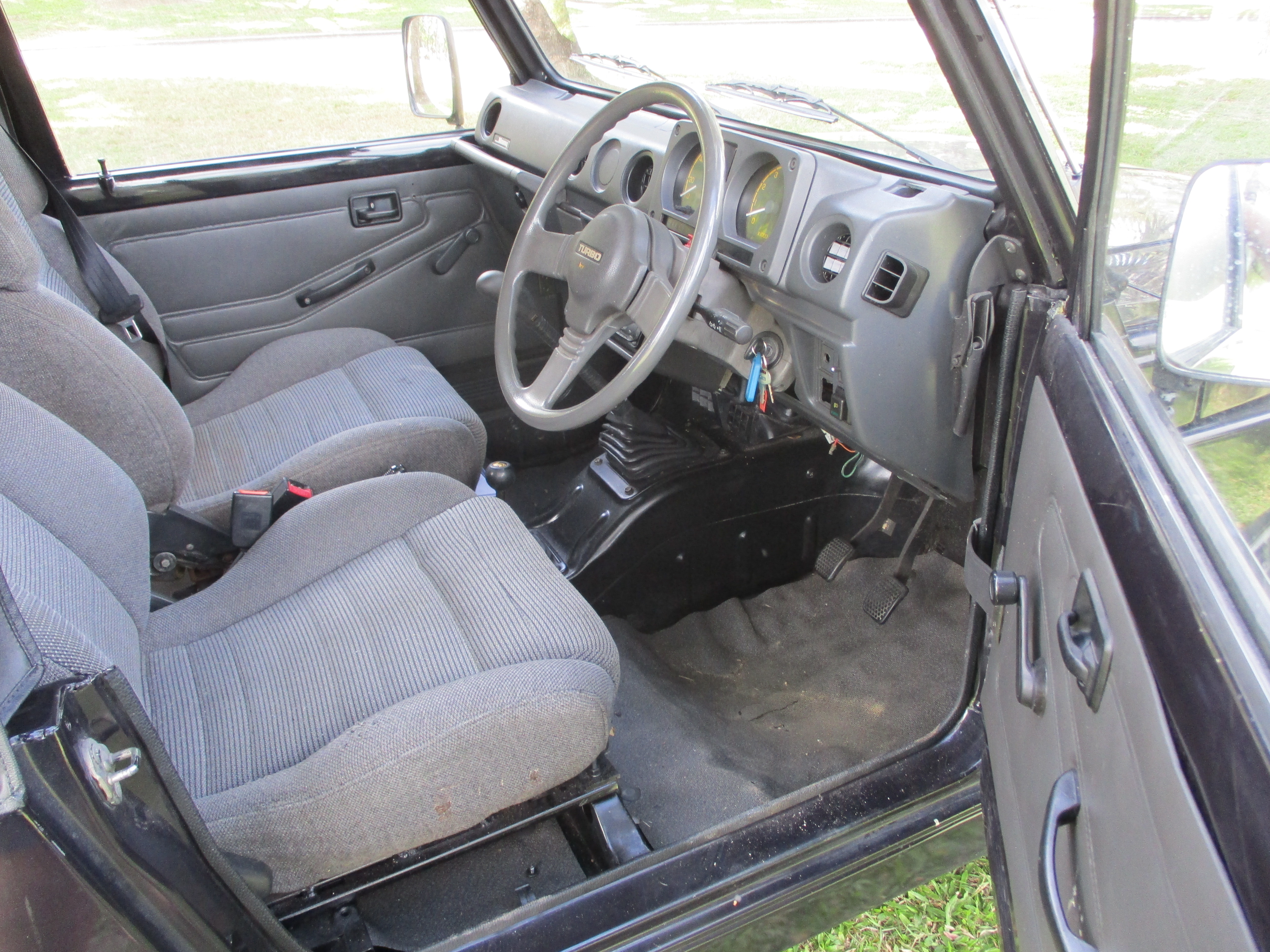 1987 SUZUKI SIERRA (4x4) 2D SOFTTOP