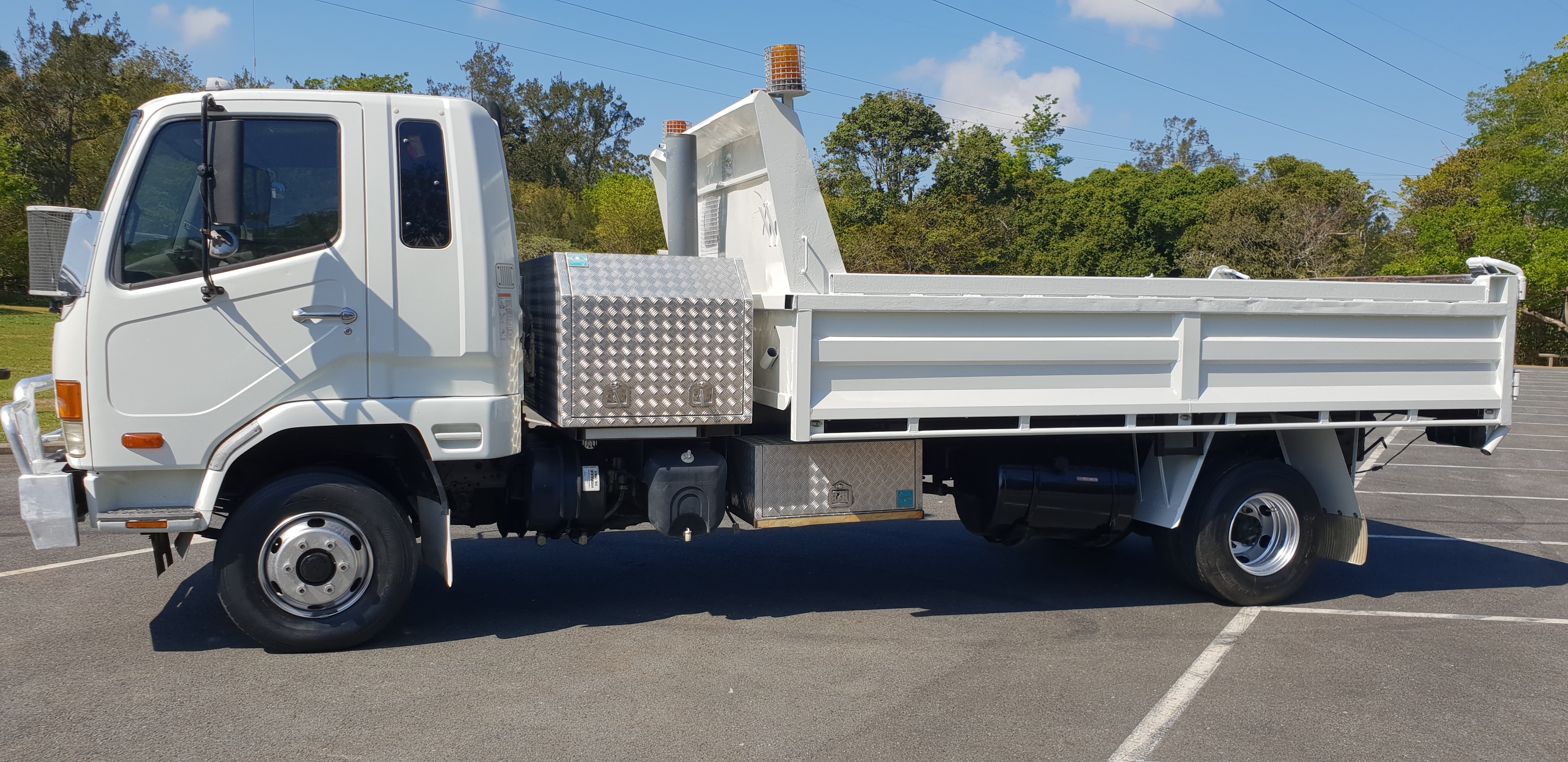2006 MITSUBISHI FUSO FIGHTER 6